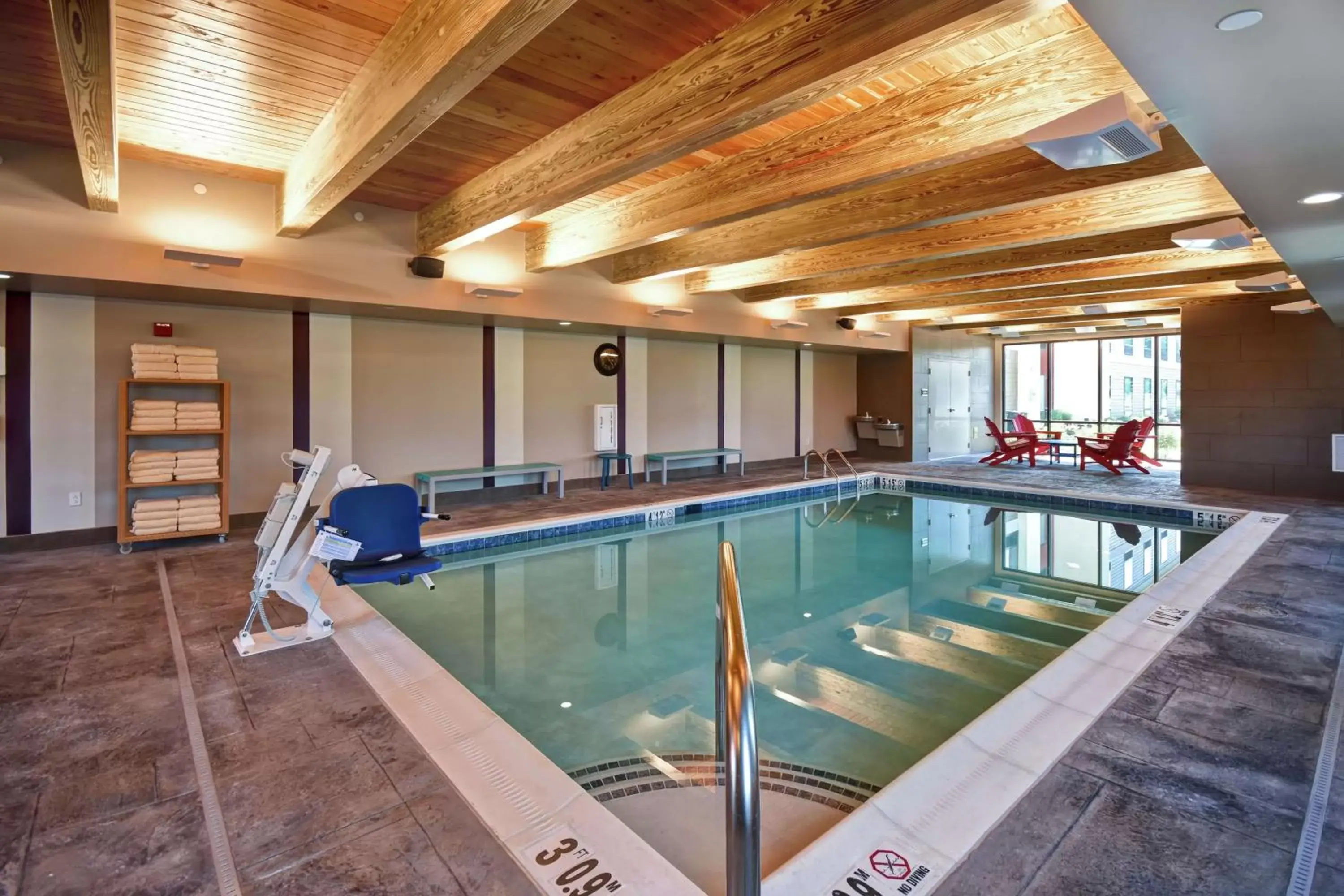 Pool view, Swimming Pool in Home2 Suites Mechanicsburg