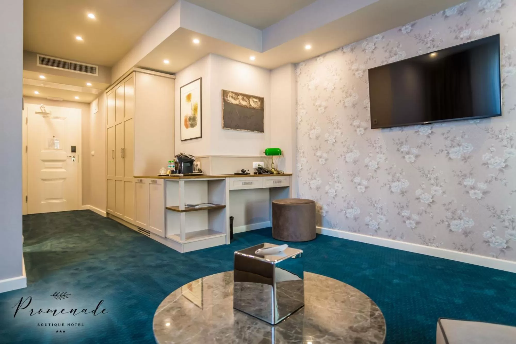 TV and multimedia in Hotel Residence Promenade