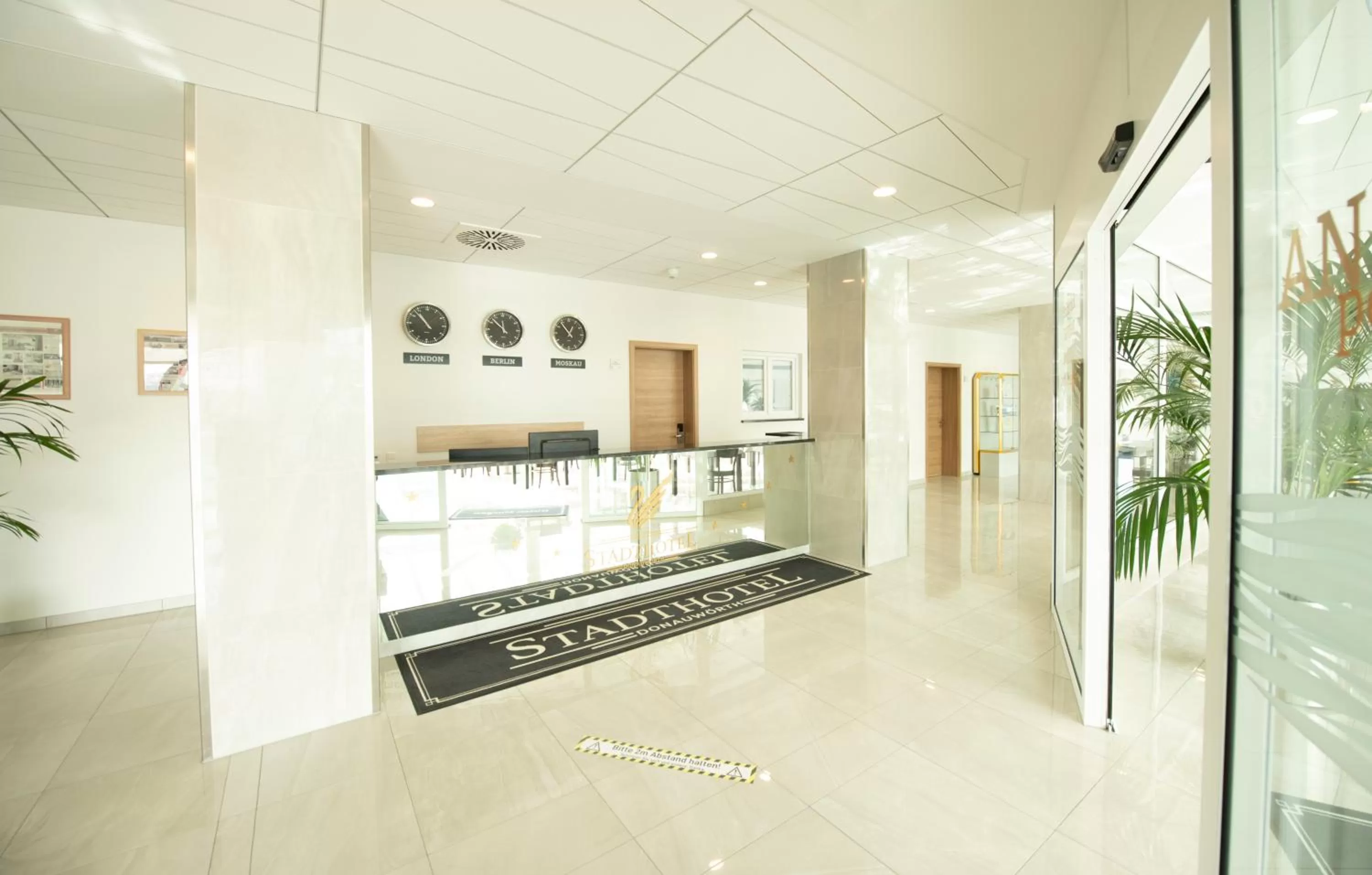 Lobby or reception in Stadthotel Donauwörth