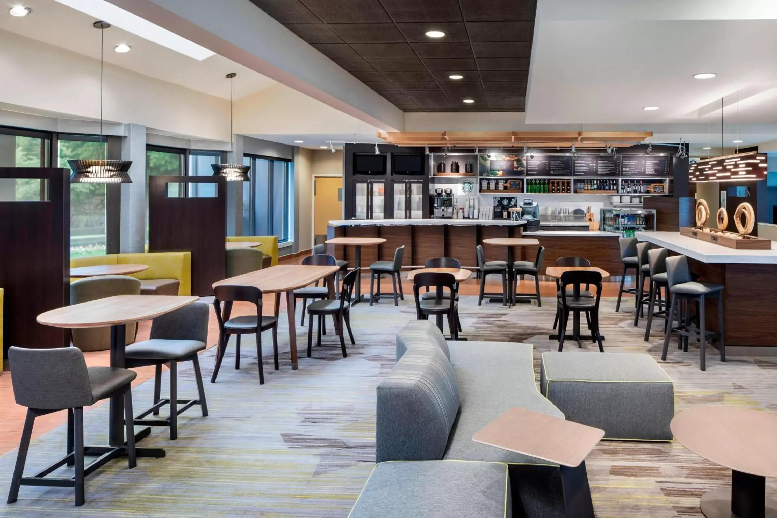 Restaurant/Places to Eat in Courtyard by Marriott Tarrytown Westchester County
