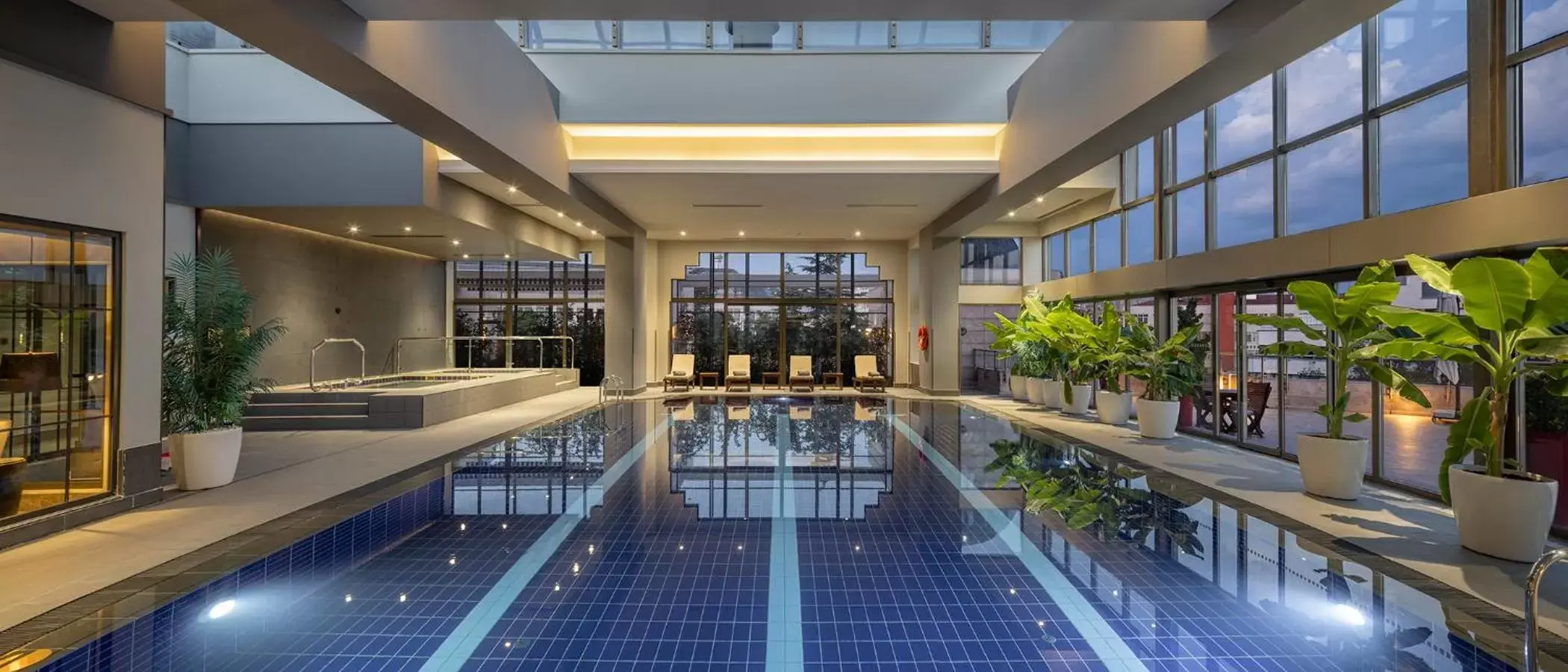 Swimming Pool in Ankara HiltonSA