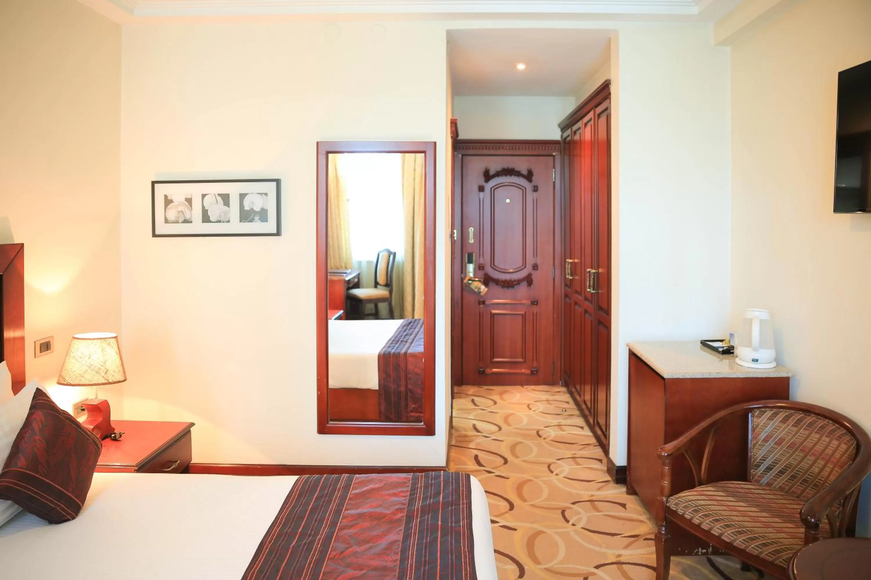 Bedroom, Bed in Swiss Inn Nexus Hotel