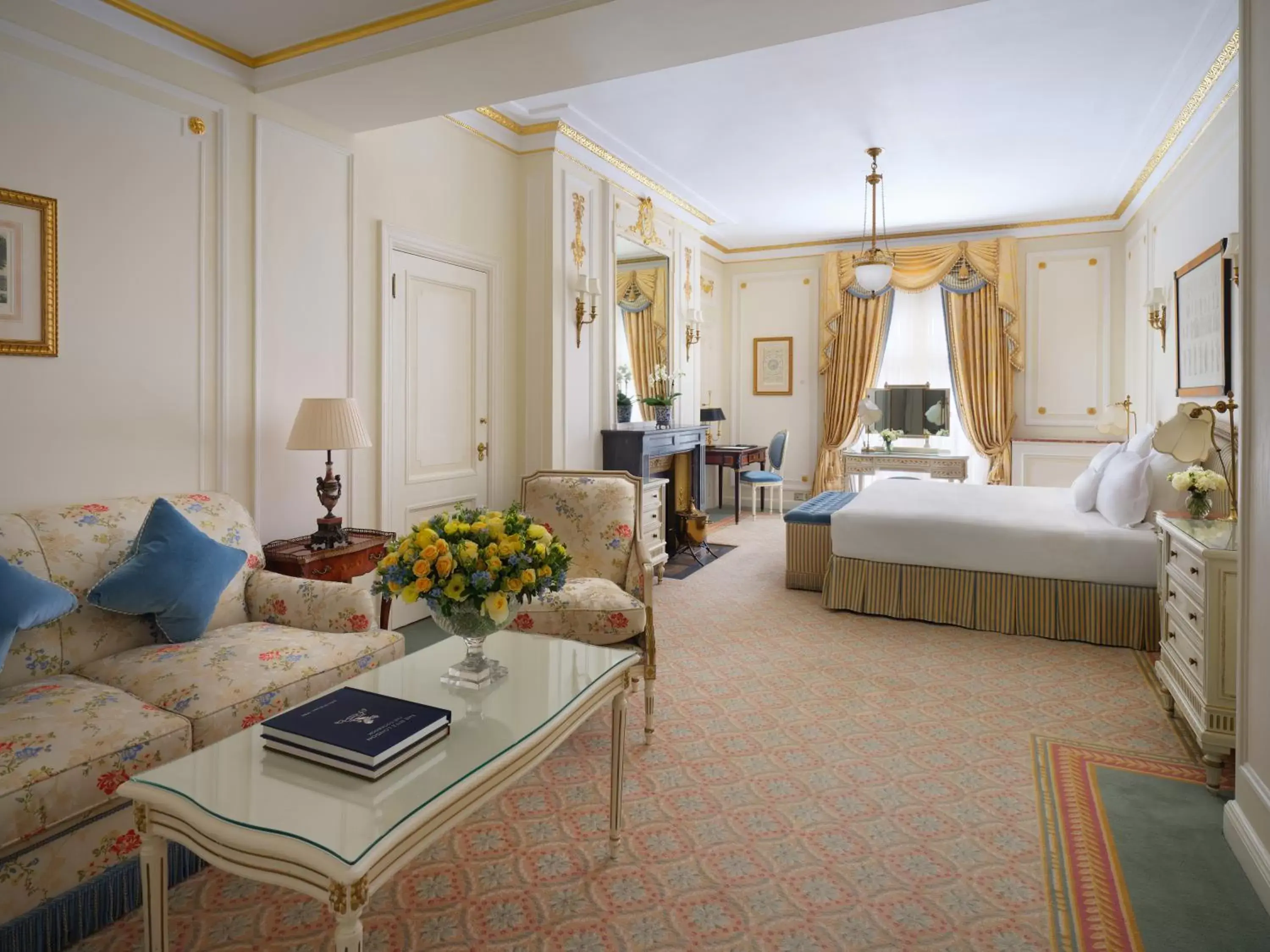 Bedroom in The Ritz London