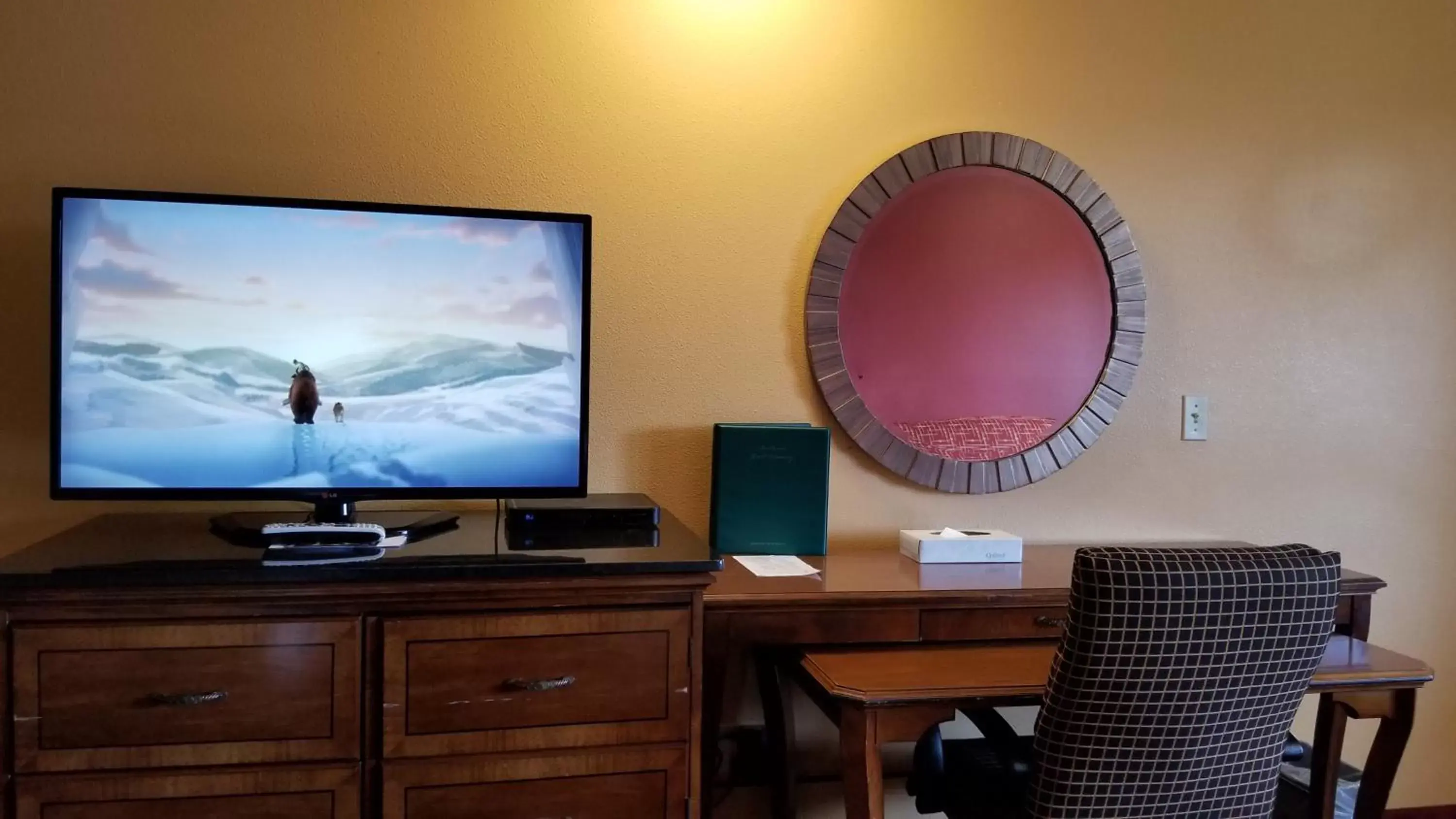 TV/Entertainment Center in Forks Motel