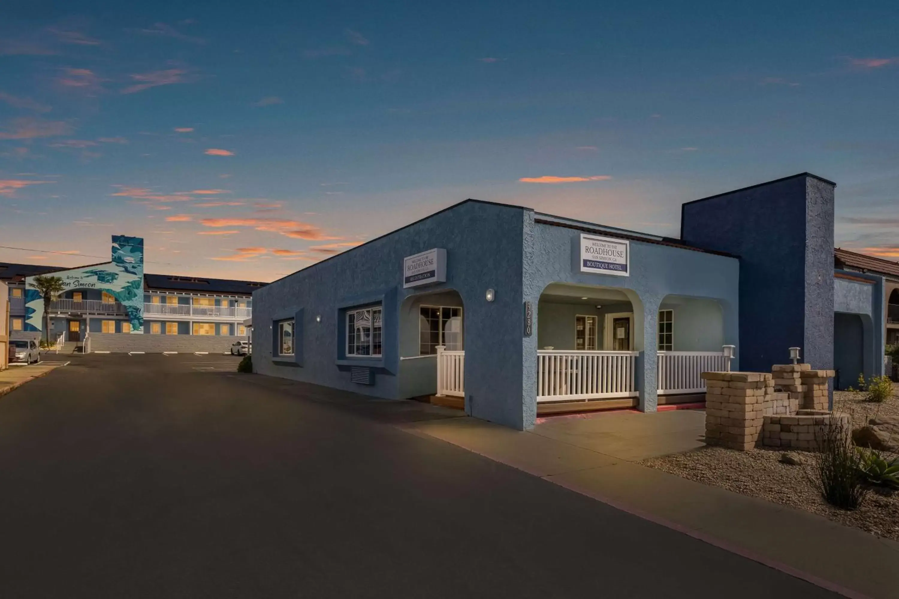 Property Building in Pacific Coast Roadhouse - SureStay Collection by Best Western