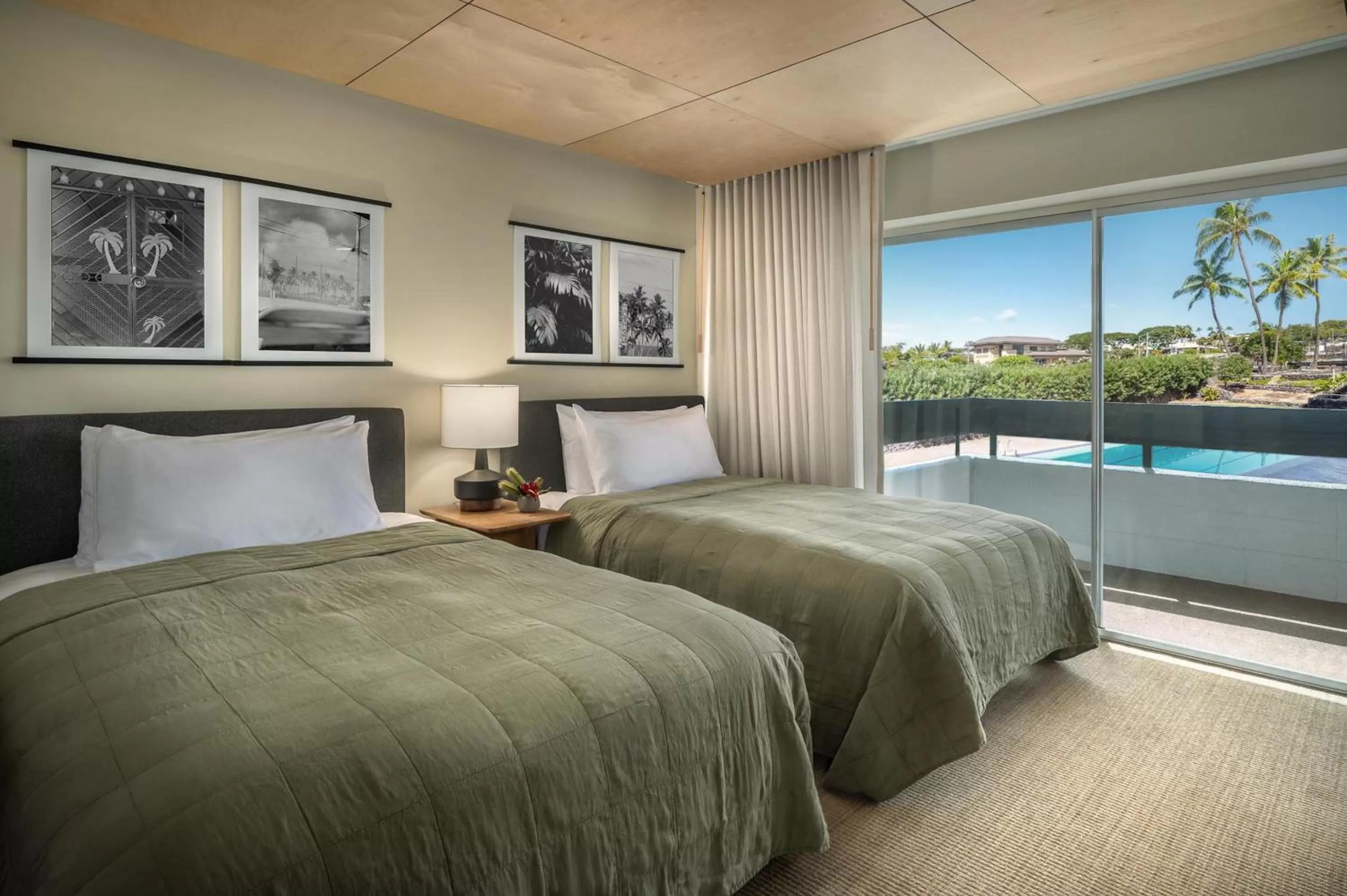 Bed in PACIFIC 19 Kona