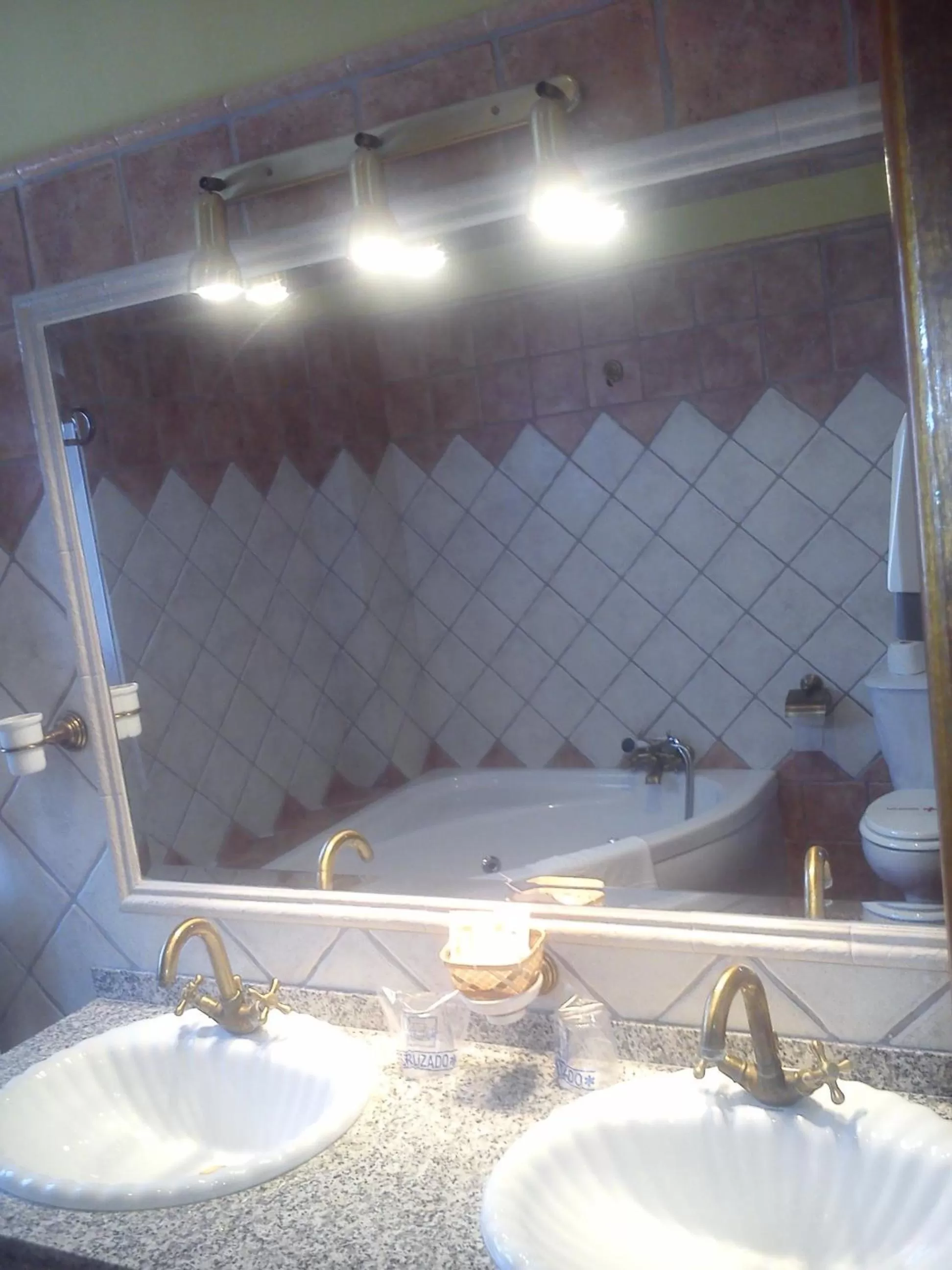 Bathroom, Swimming Pool in Escua