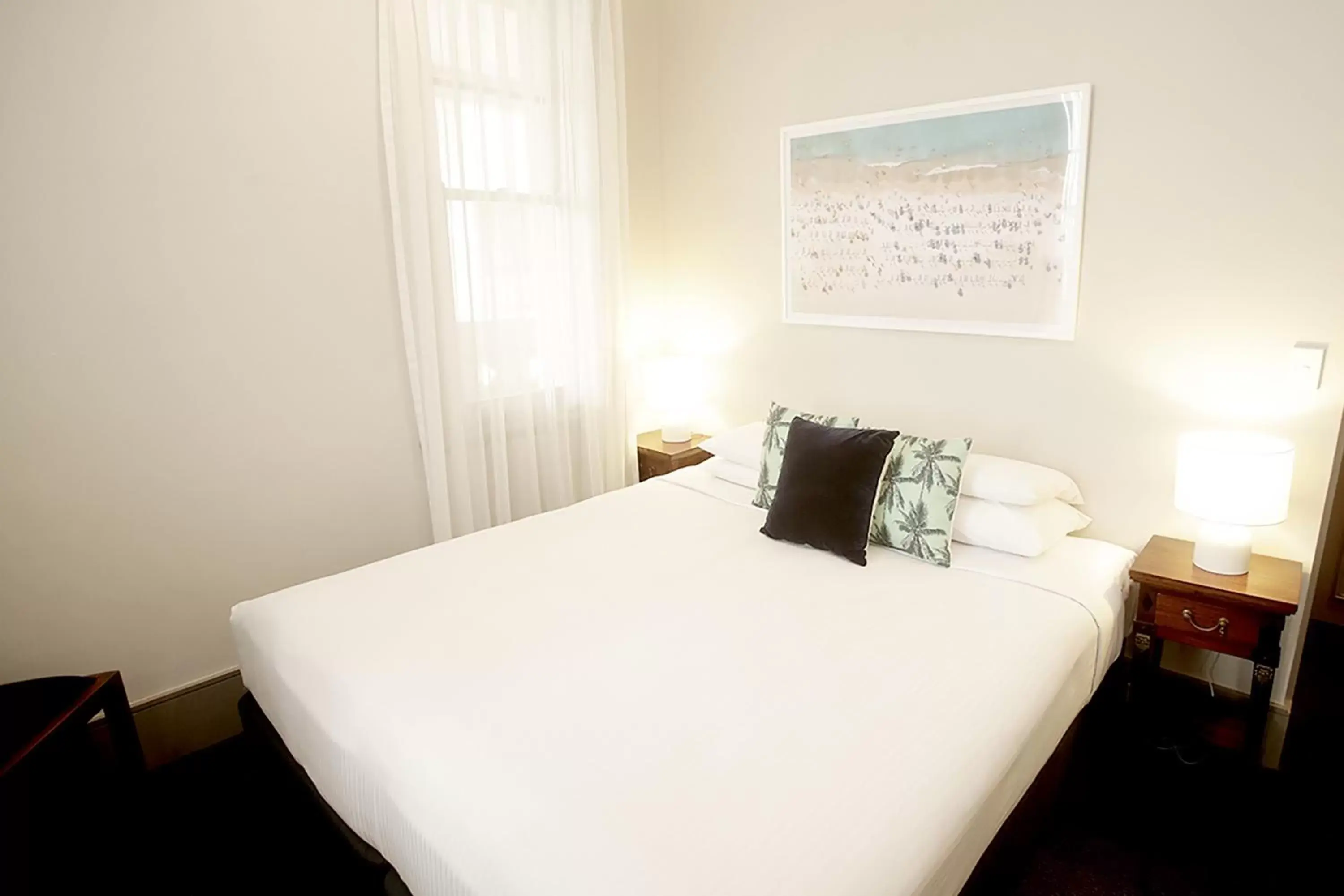 Queen Room in Hotel Bondi Queen Room in Hotel Bondi