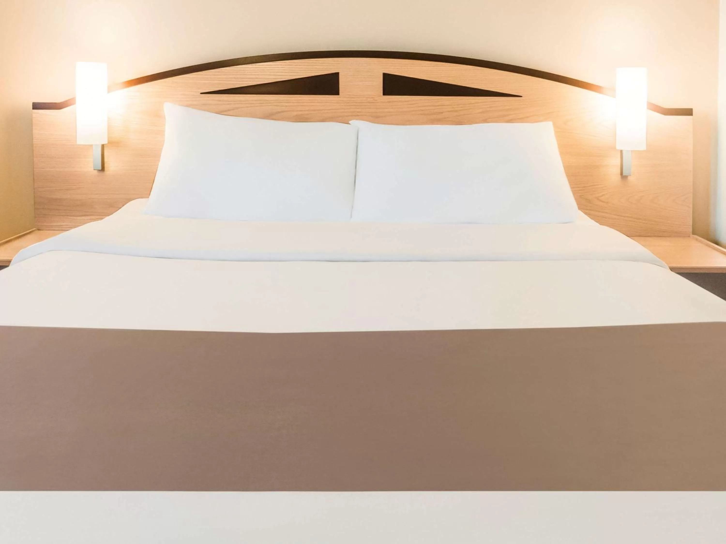 Property building in ibis Chesterfield North - Barlborough