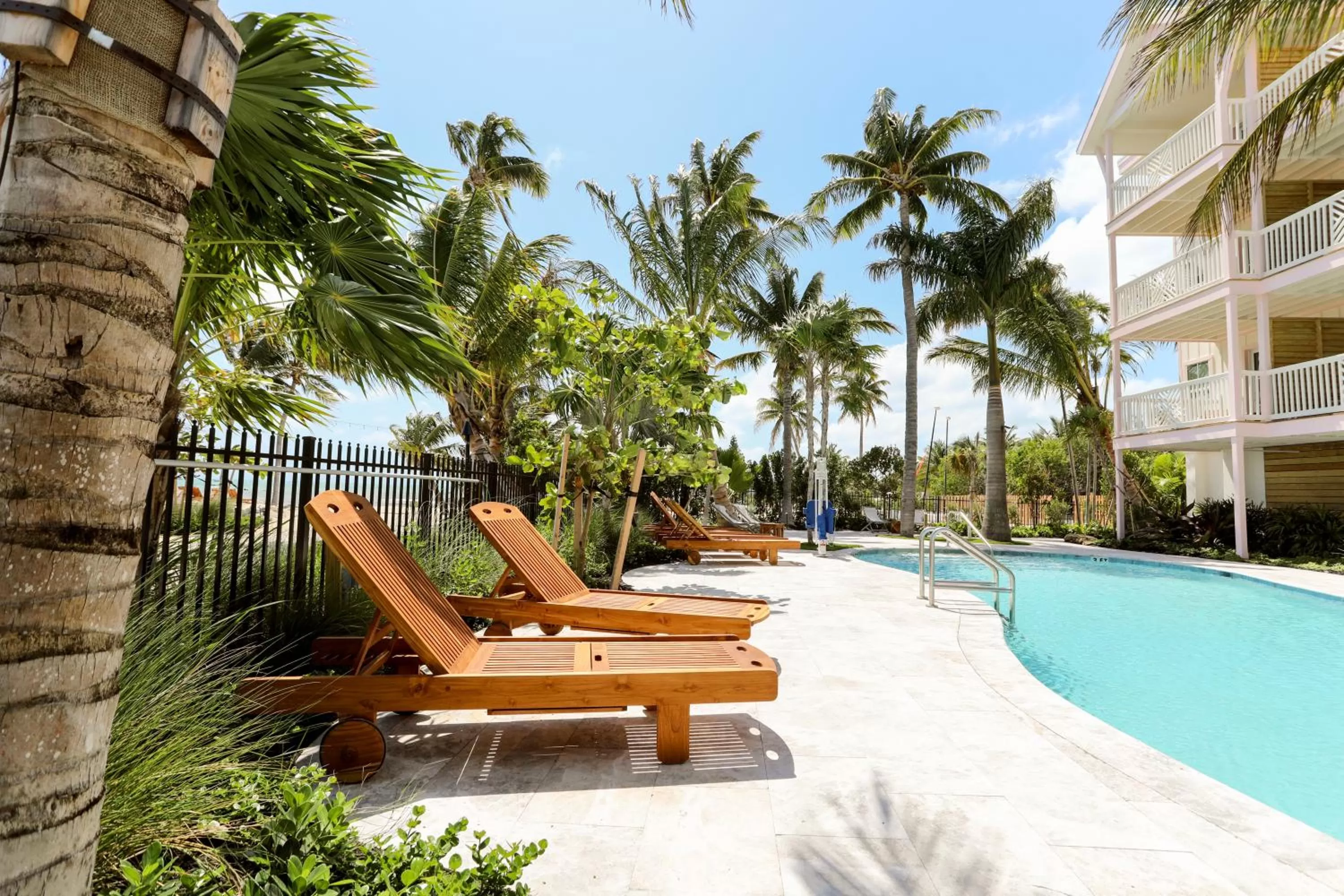Swimming pool in Grassy Flats Resort & Beach Club