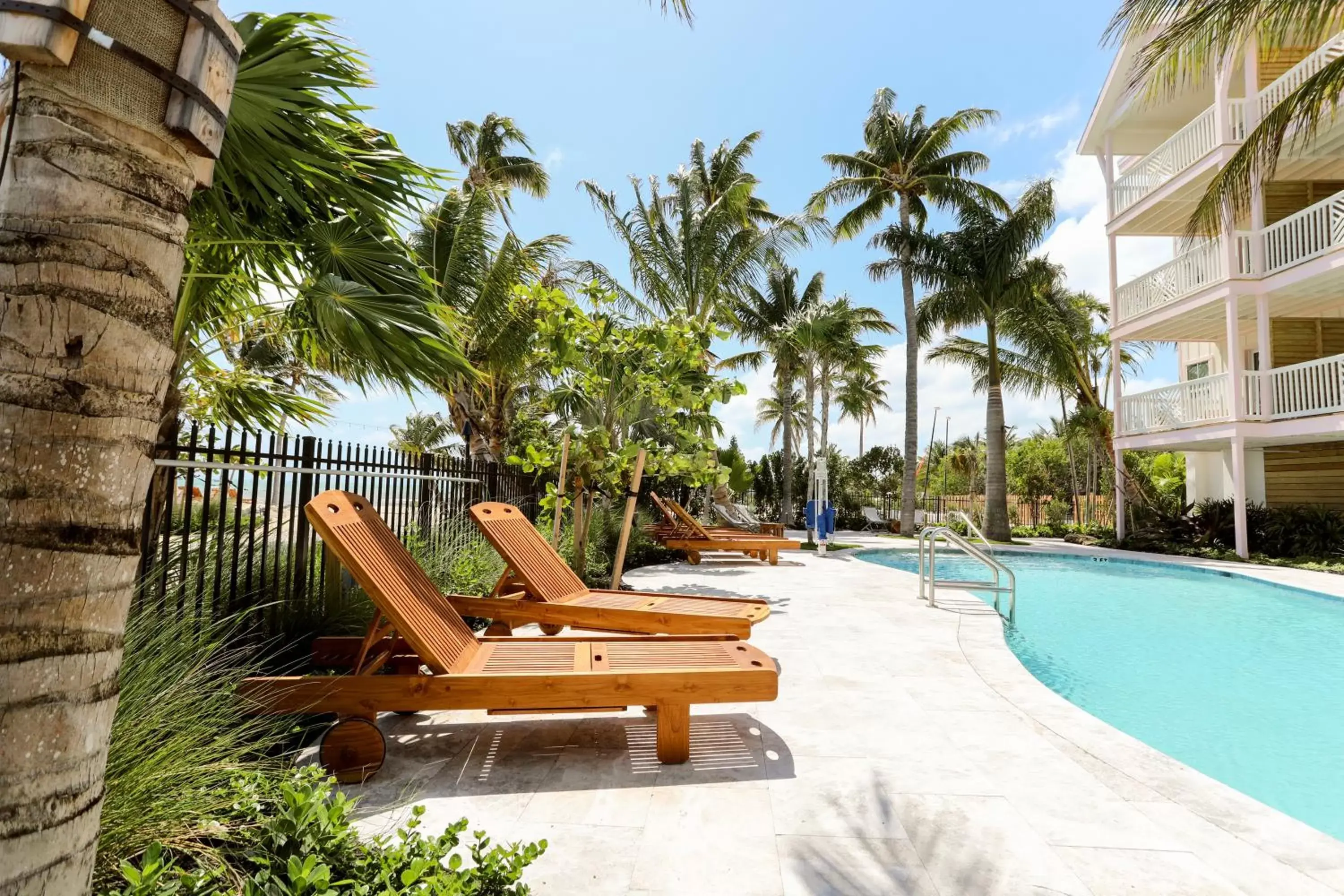 Swimming pool in Grassy Flats Resort & Beach Club Swimming pool in Grassy Flats Resort & Beach Club