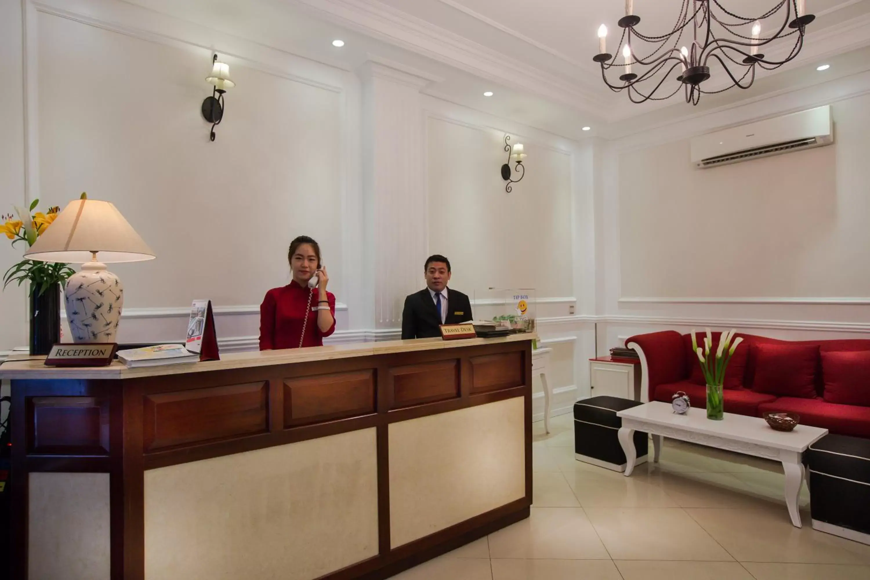 Staff, Lobby/Reception in La Beaute De Hanoi Hotel