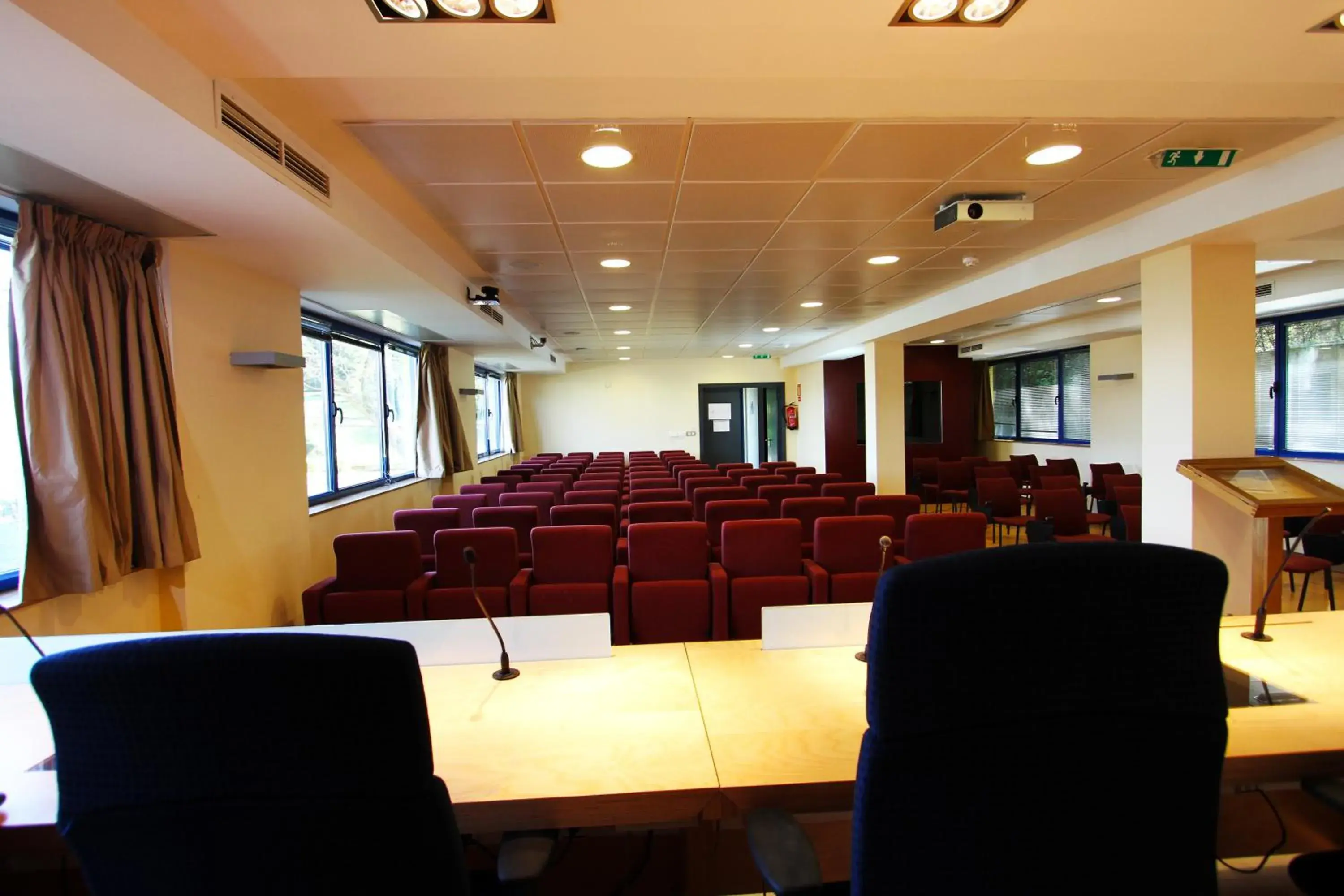 Meeting/conference room in Bilbao Hostel