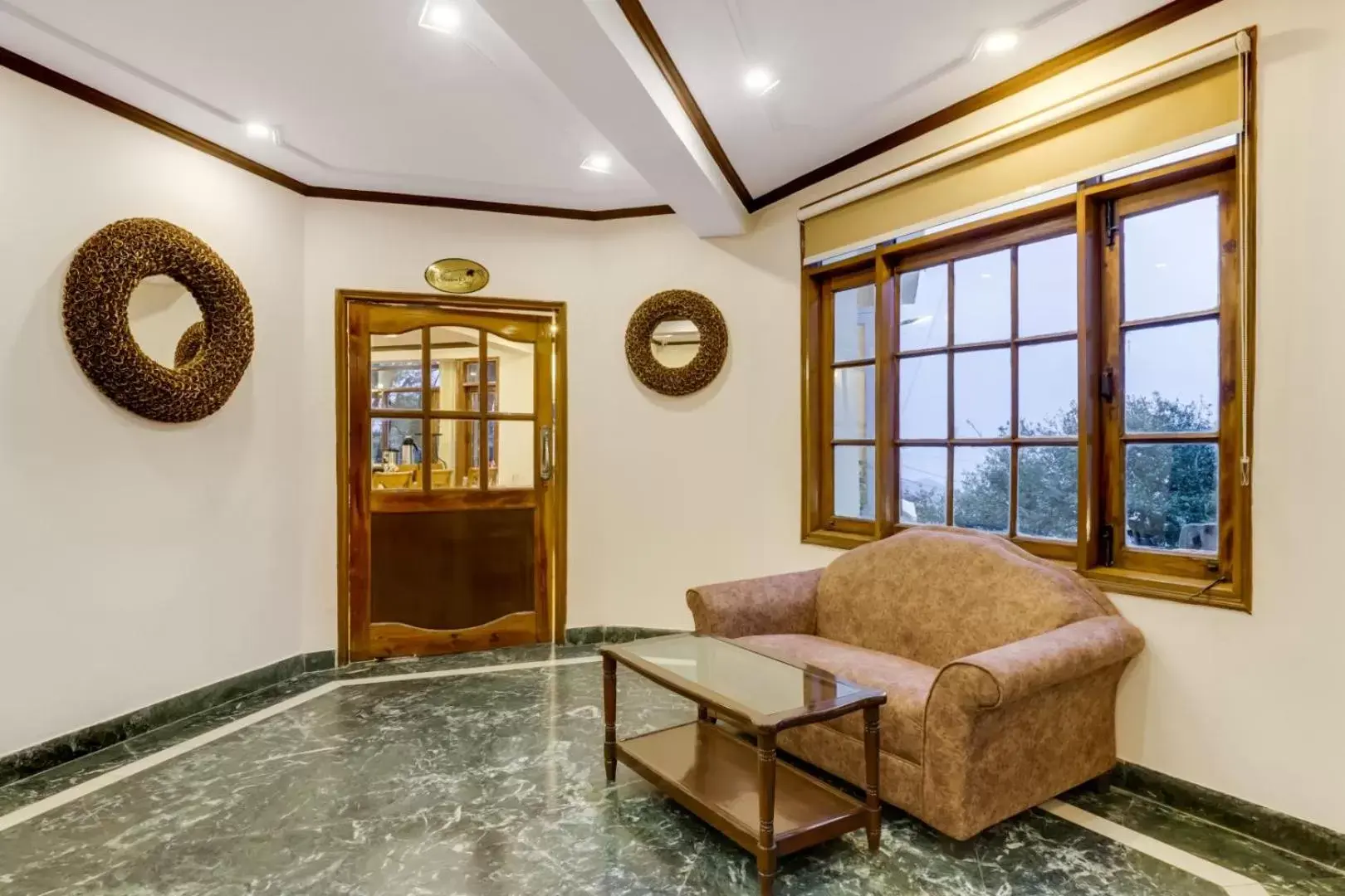 Lobby or reception, Seating Area in Summit Le Royale Hotel, Shimla