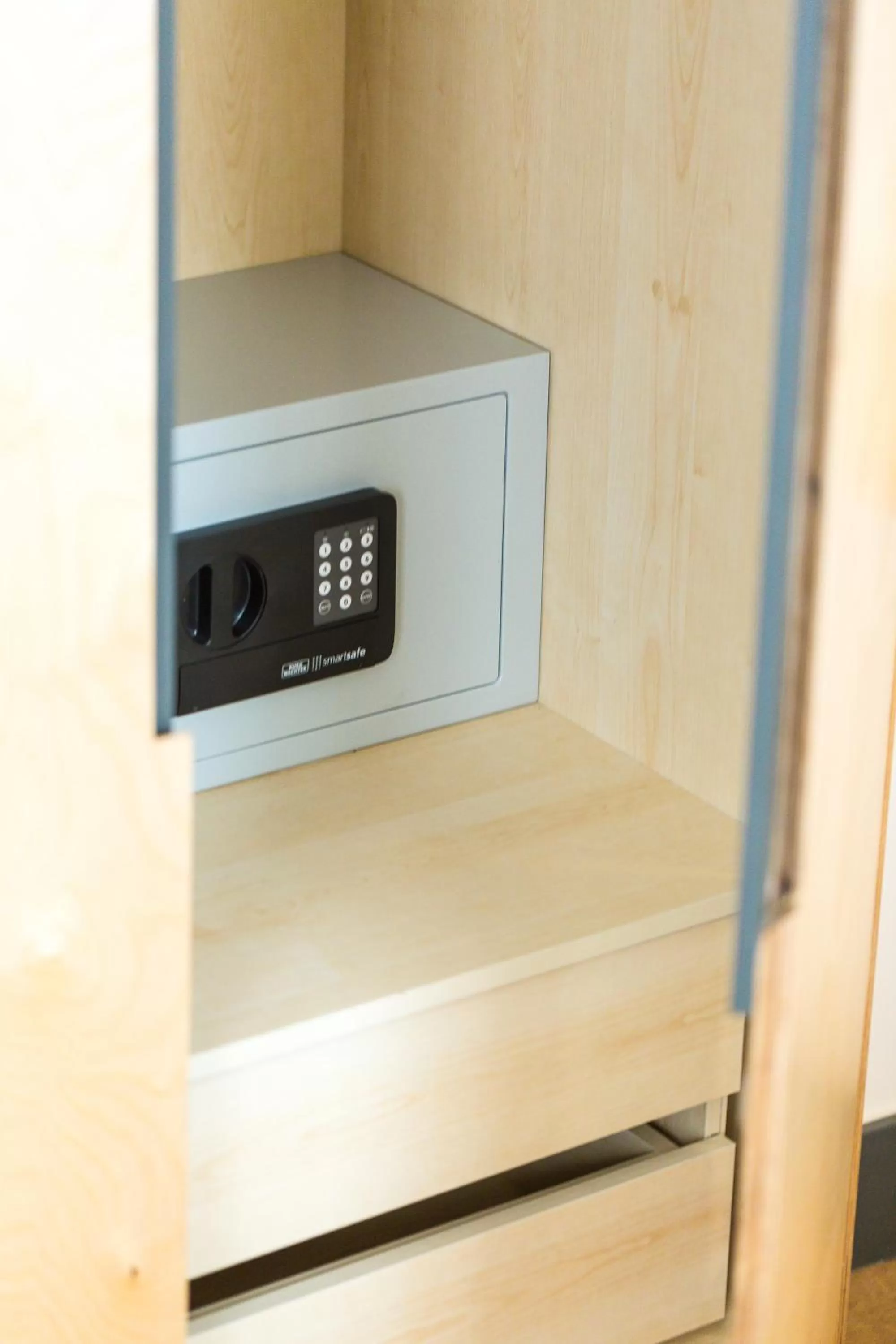 safe in St. Bjur Suites