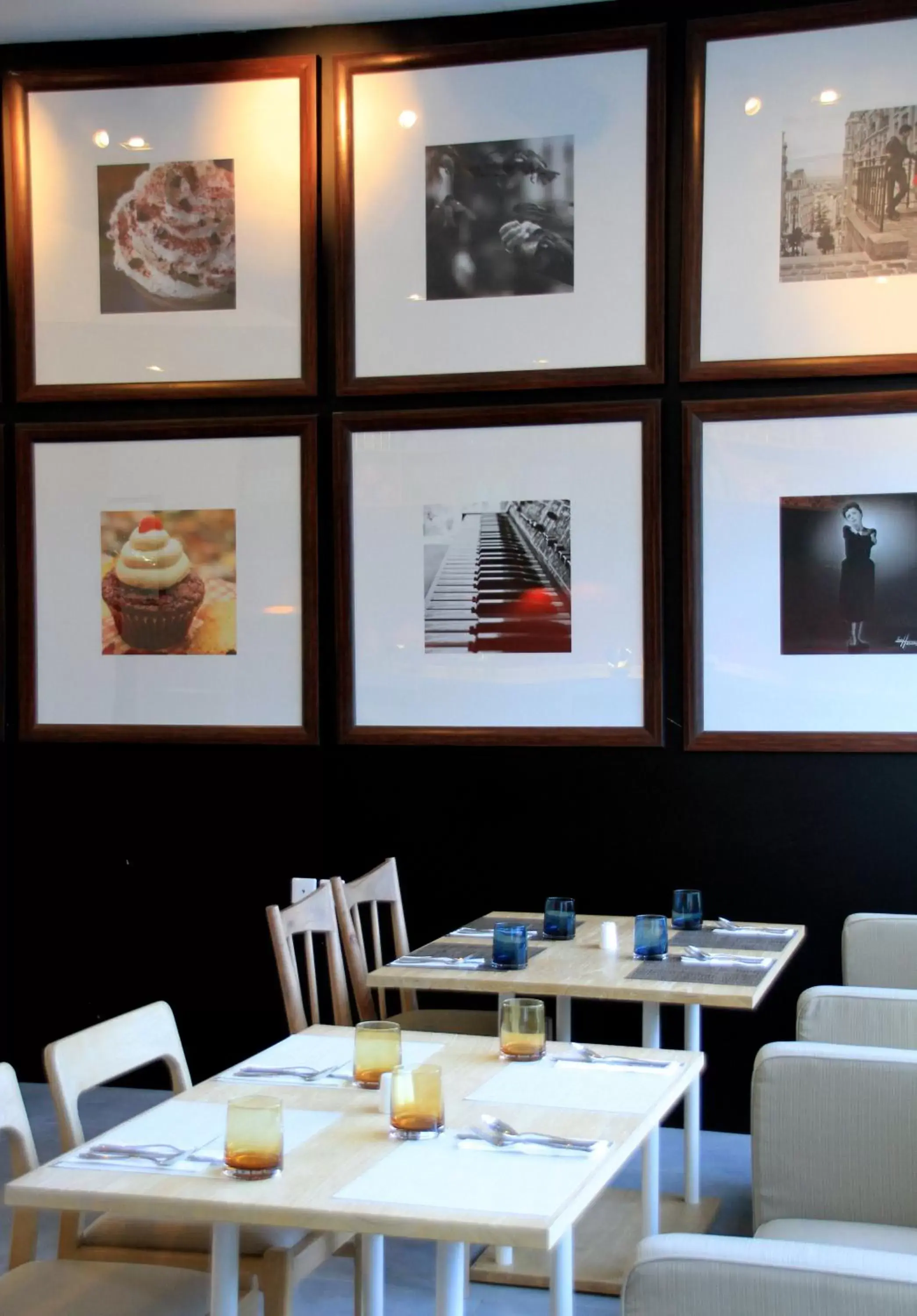 Restaurant/places to eat in d'primahotel Tangerang Restaurant/places to eat in d'primahotel Tangerang