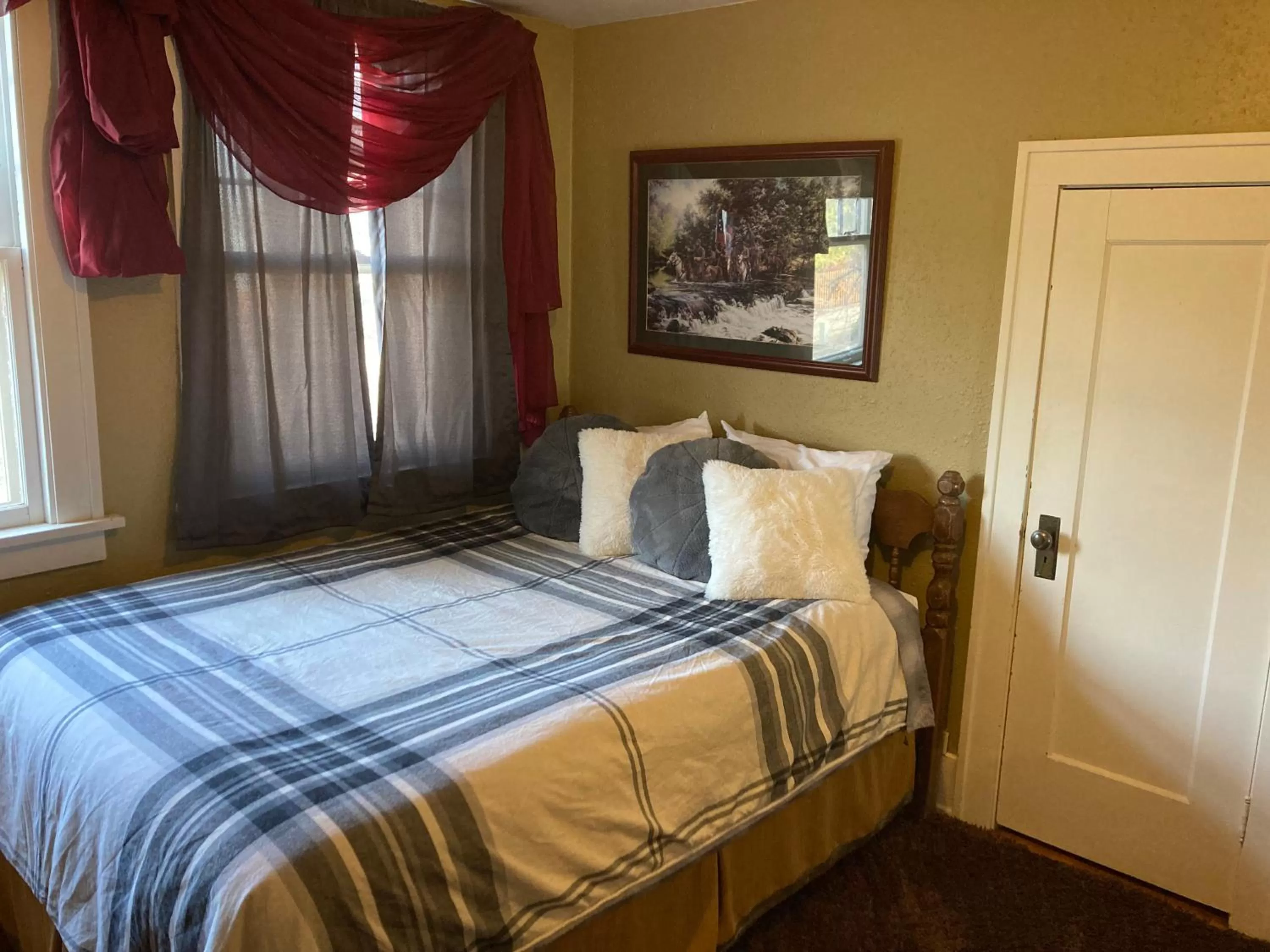 Double Room with Mountain View in The Coffey House