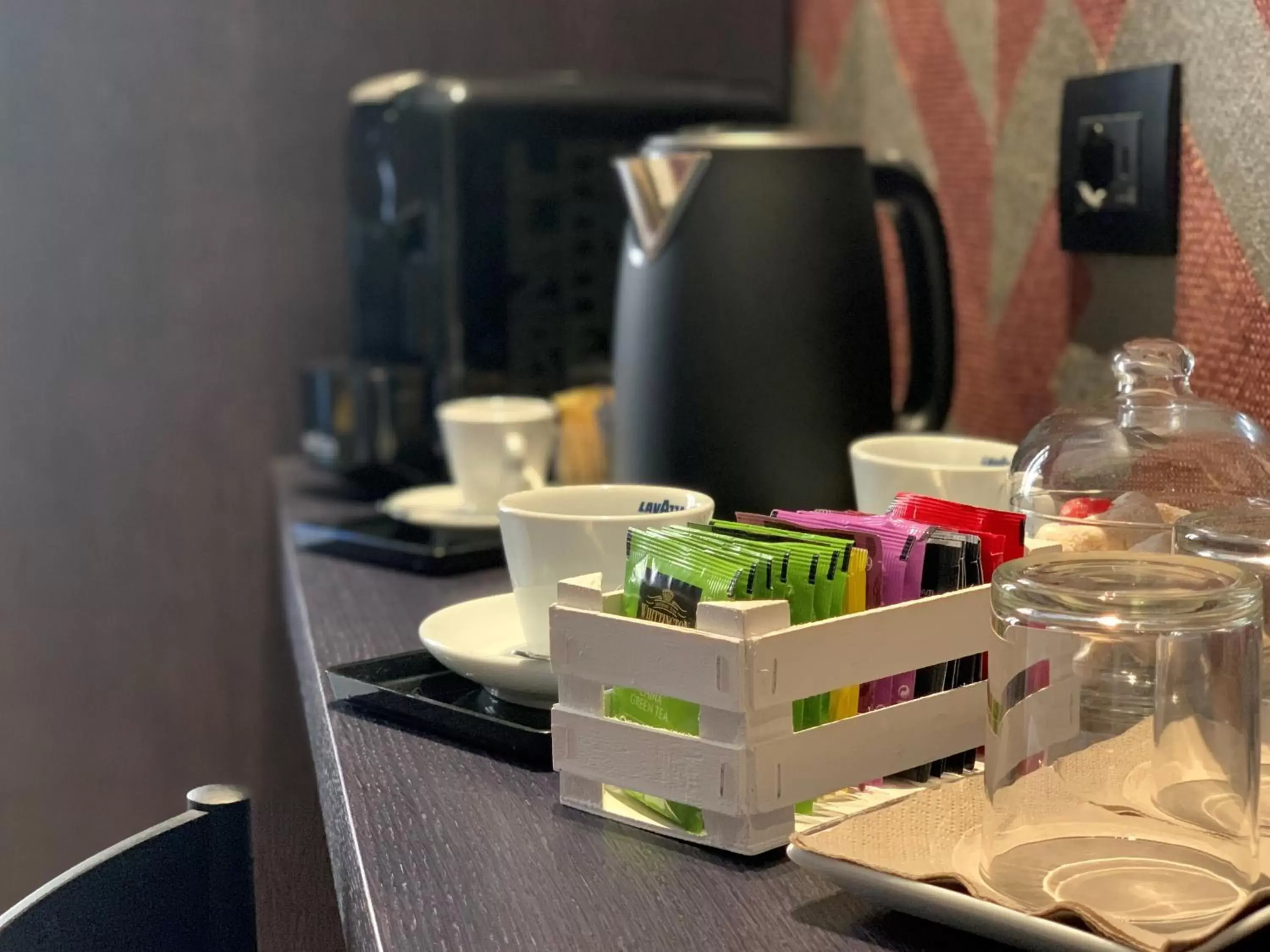 Coffee/tea facilities in Re Sale Boutique Hotel