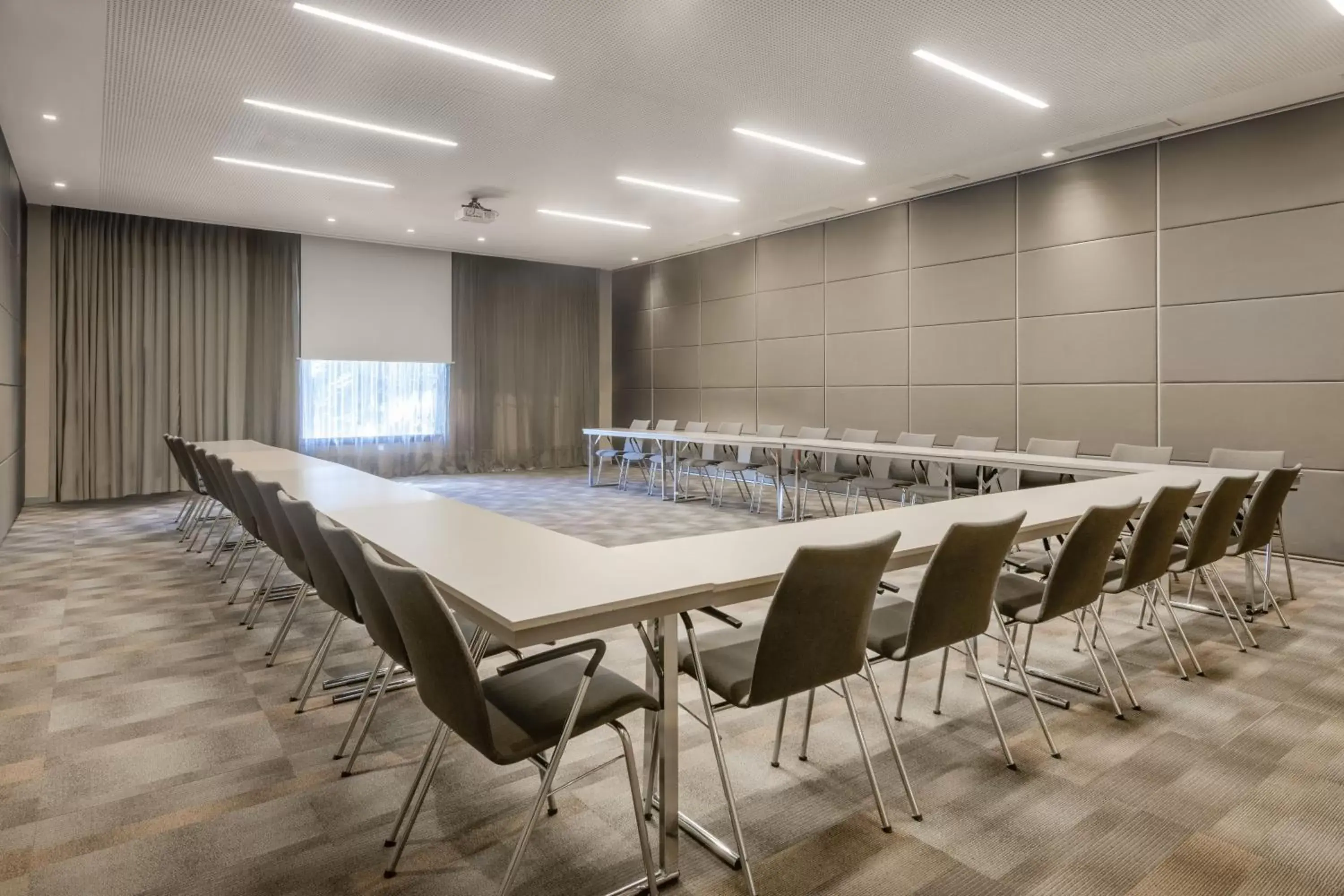 Meeting/conference room in AC Hotel San Cugat by Marriott