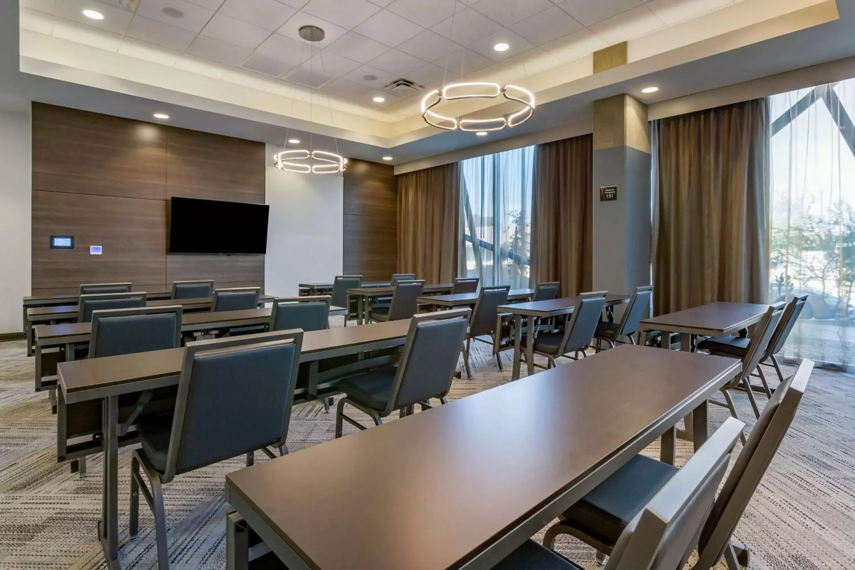 Meeting/conference room in Vīb Hotel by Best Western Phoenix - Tempe