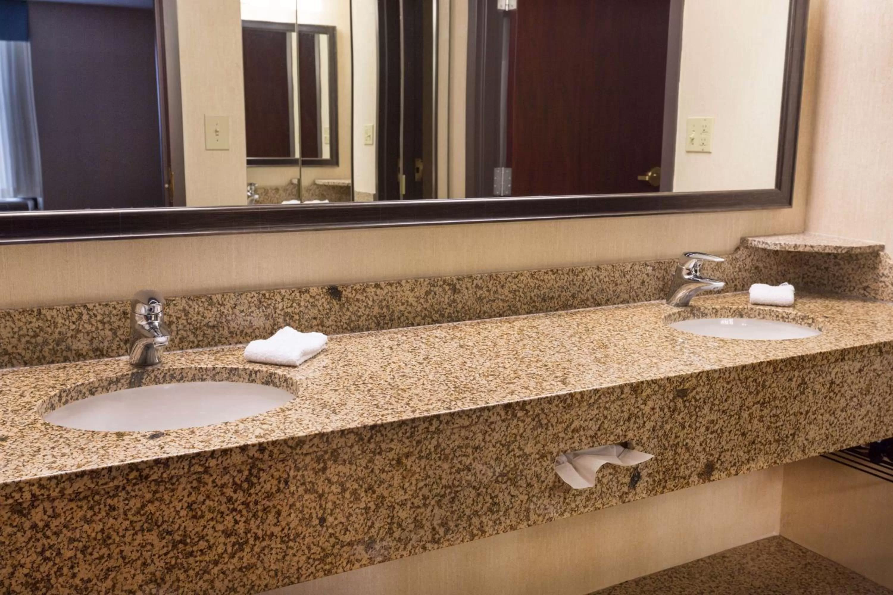 King Suite with Sofa Bed in Troy Inn & Suites