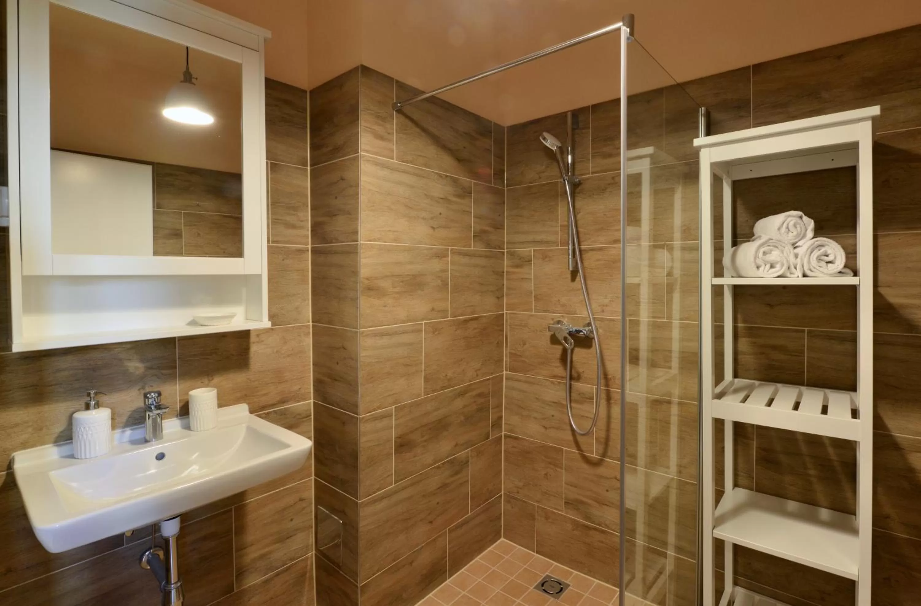 Shower in Altwienerhof Boutique Hotel