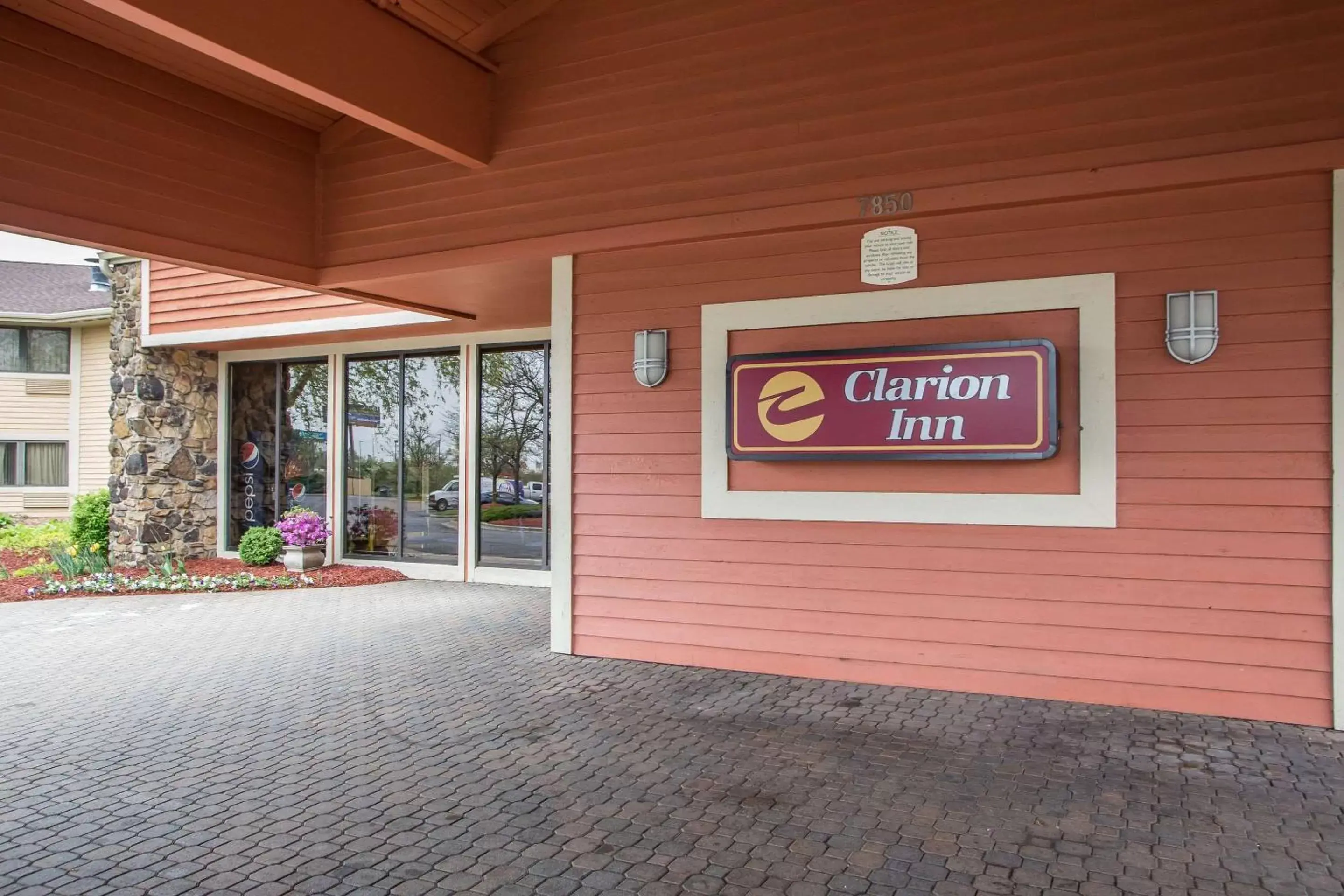 Property building in Clarion Inn Merrillville