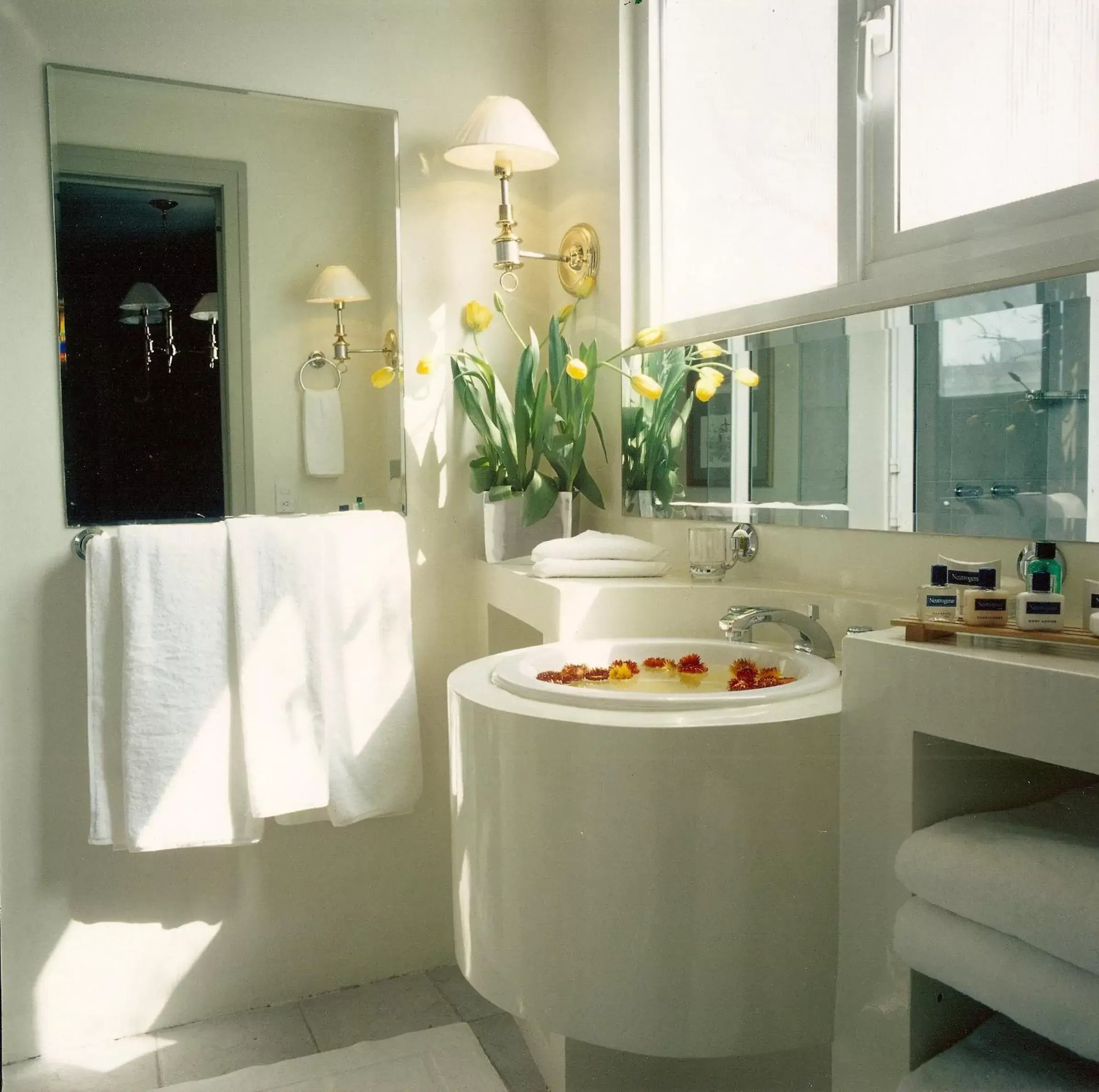 Decorative detail, Bathroom in Casa Corp Boutique Suites in Condesa