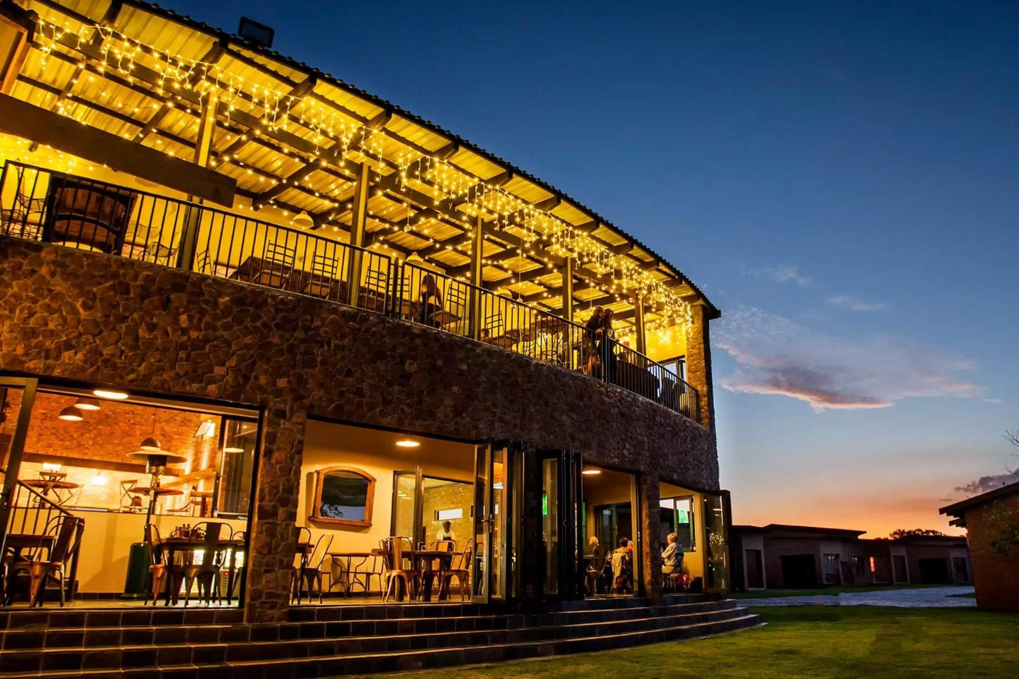 Restaurant/places to eat in Rustique Boutique Hotel