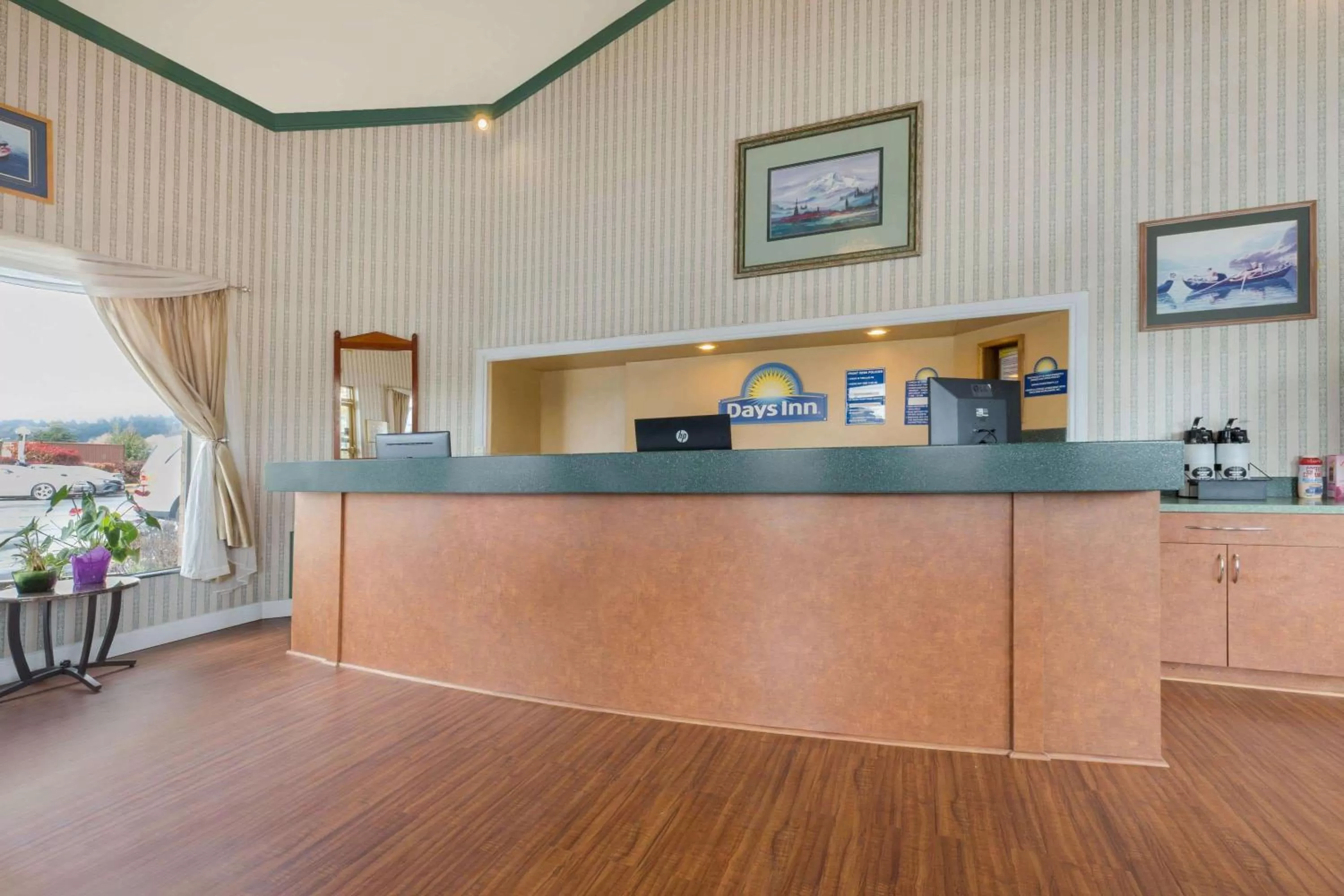 Lobby or reception in Days Inn by Wyndham Auburn