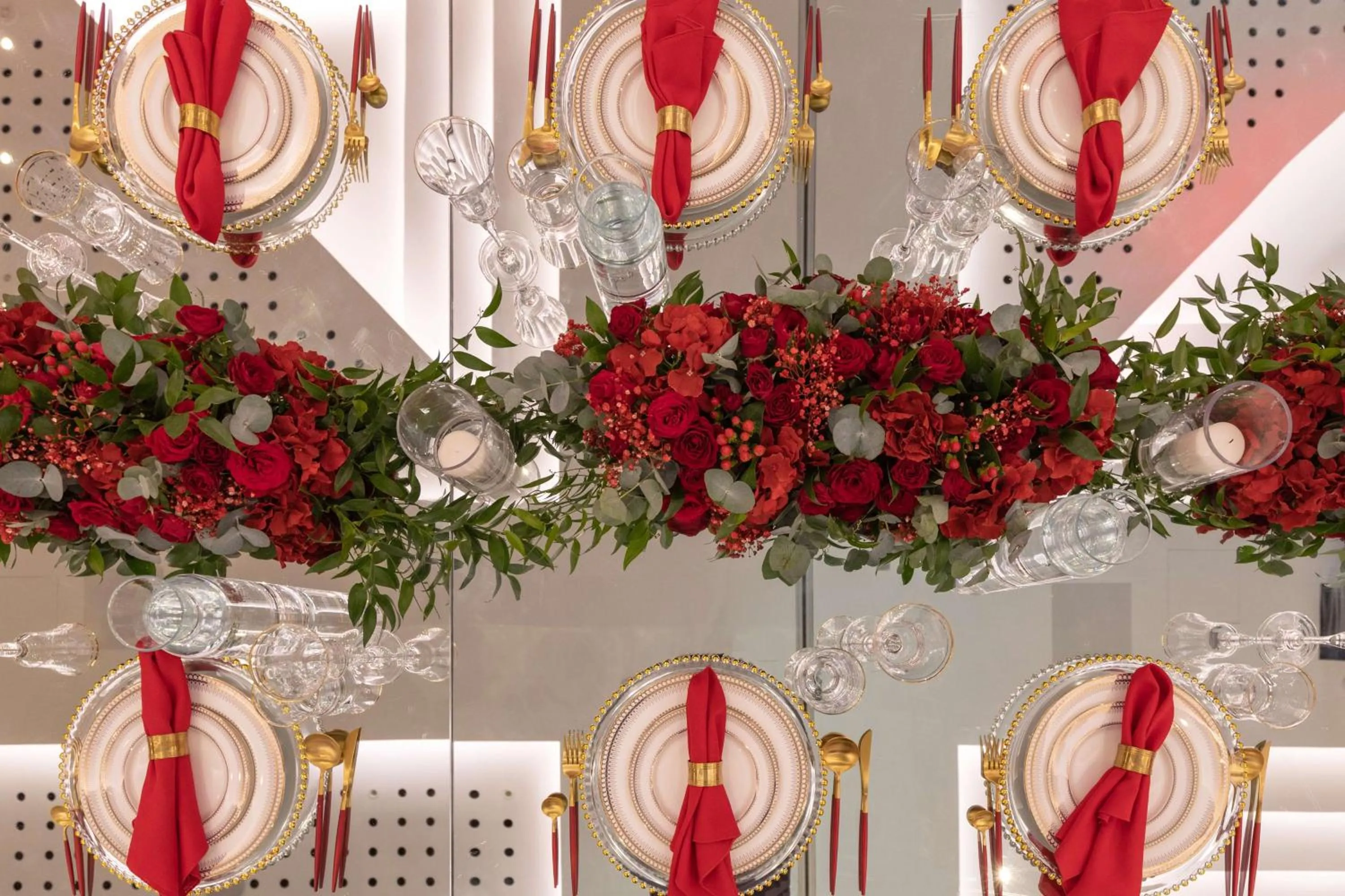 Restaurant/places to eat in Radisson RED Dubai Silicon Oasis