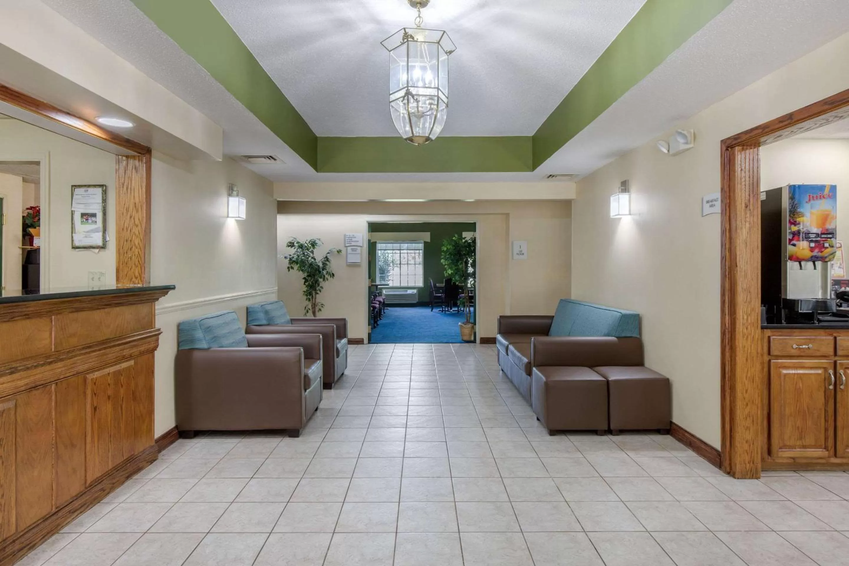 Lobby or reception in Quality Inn