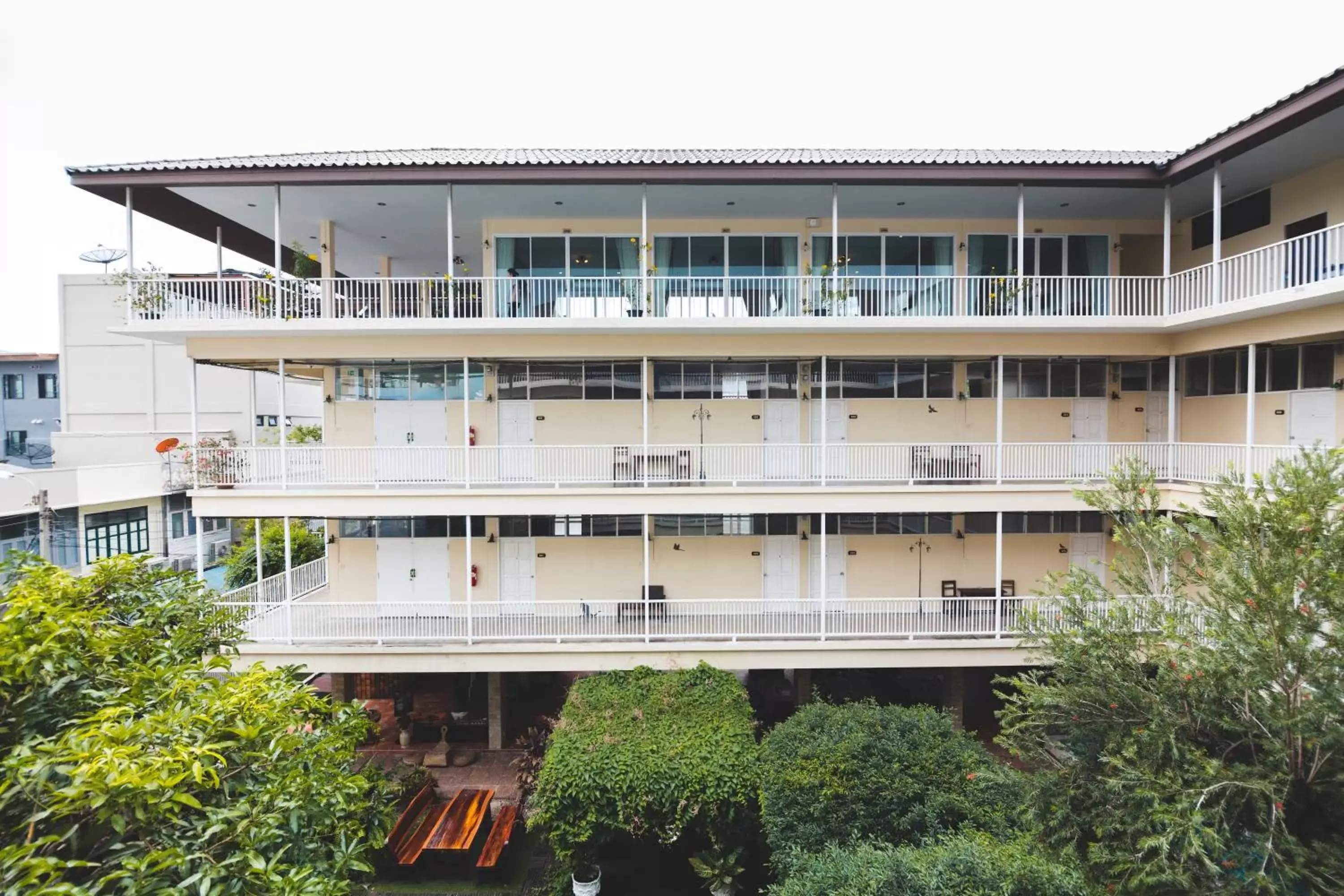 Bird's eye view, Property Building in Feung Nakorn Balcony Rooms and Cafe
