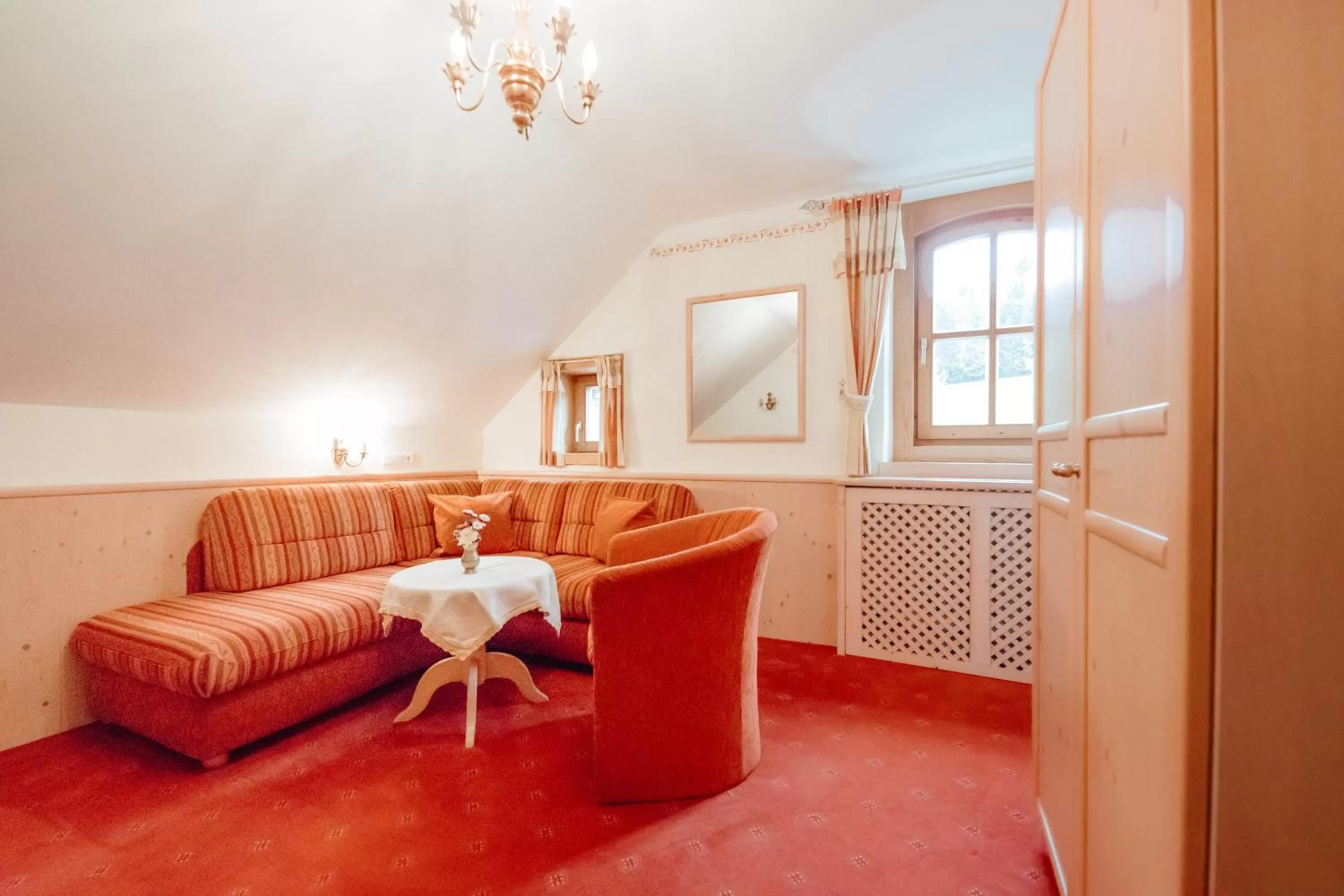 Living room in Zimmer & Ferienwohnungen Dandler