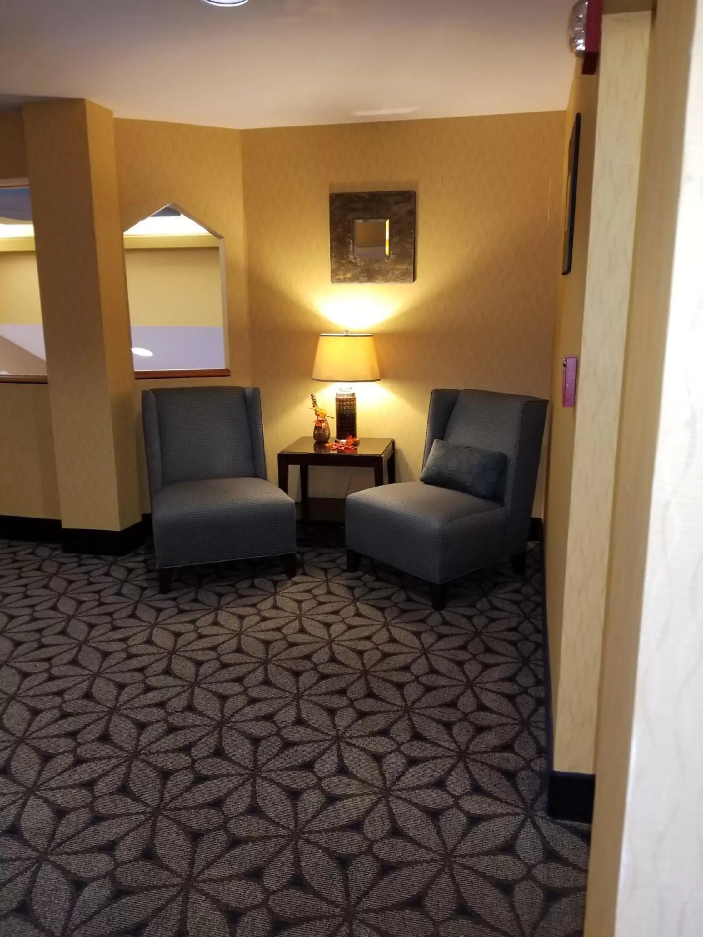 Seating Area in Days Inn by Wyndham Tulsa Central