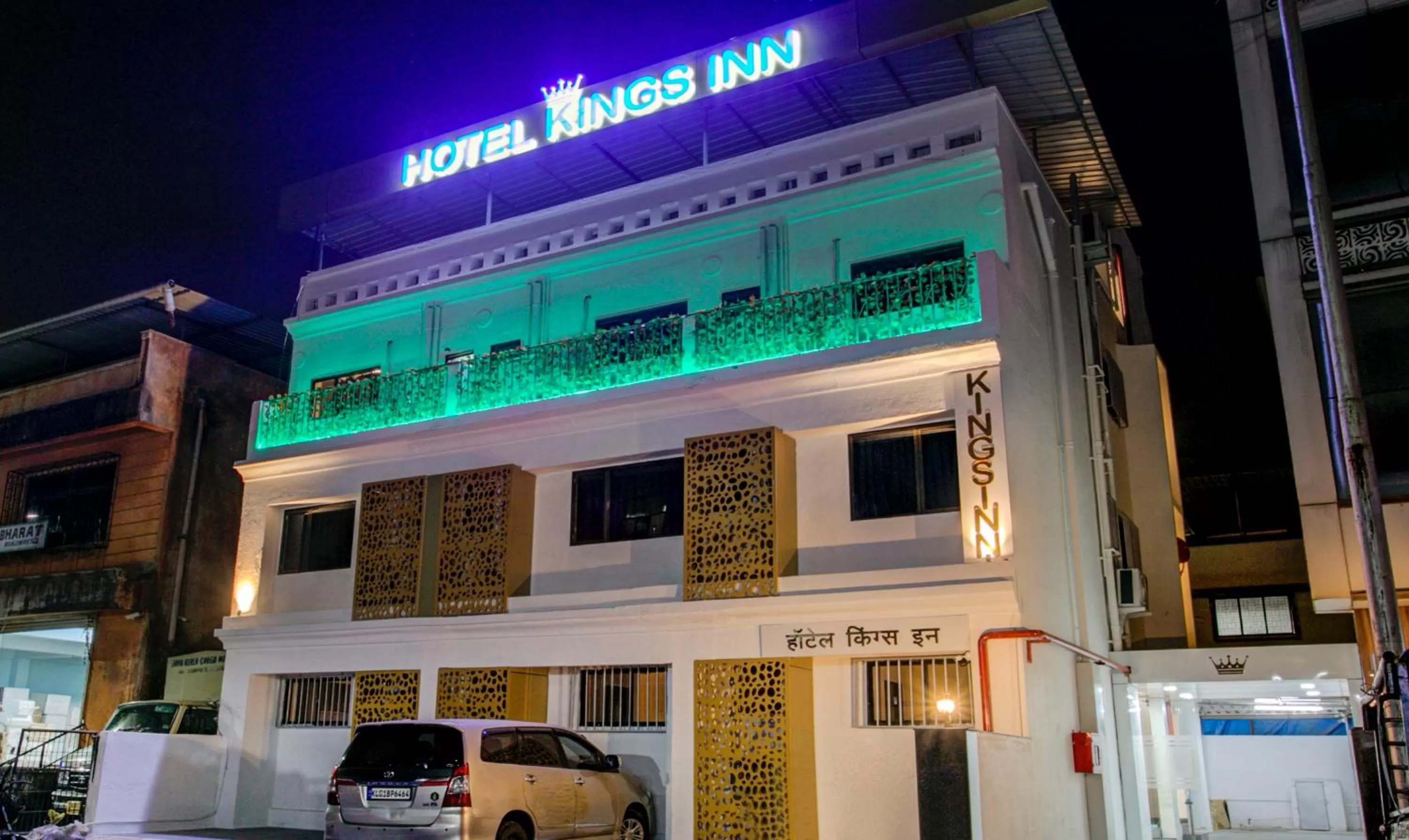 Property building in Treebo Kings Inn Vashi