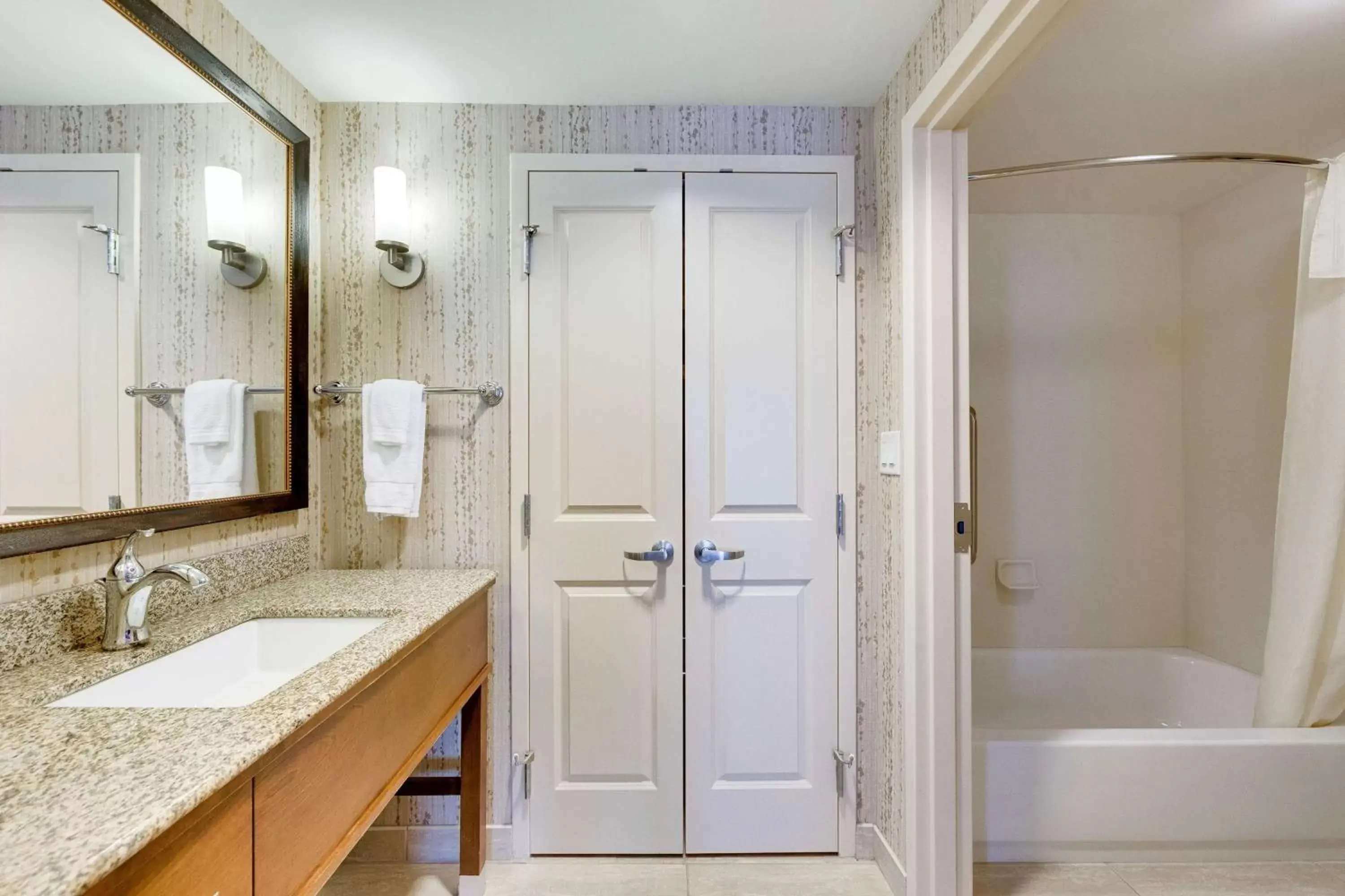 Bathroom in Homewood Suites by Hilton Fort Worth Medical Center