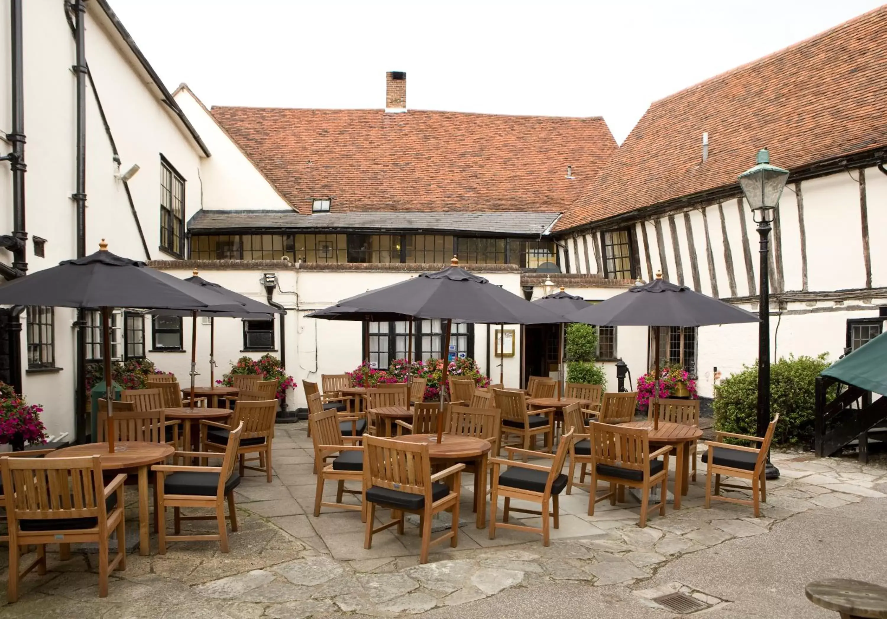 Facade/entrance, Restaurant/Places to Eat in Bull Hotel by Greene King Inns