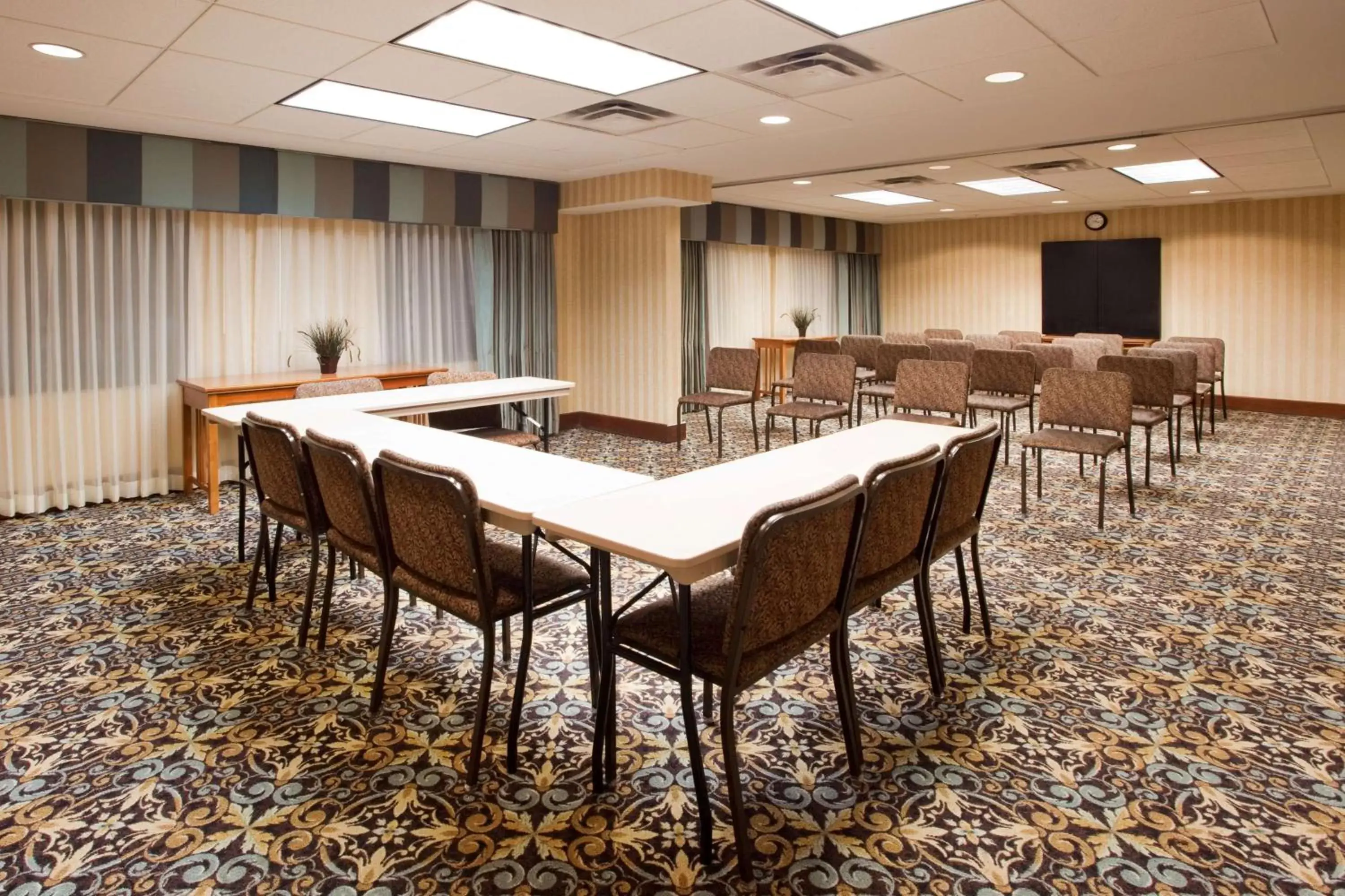 Meeting/conference room in Sonesta ES Suites Atlanta Perimeter Center