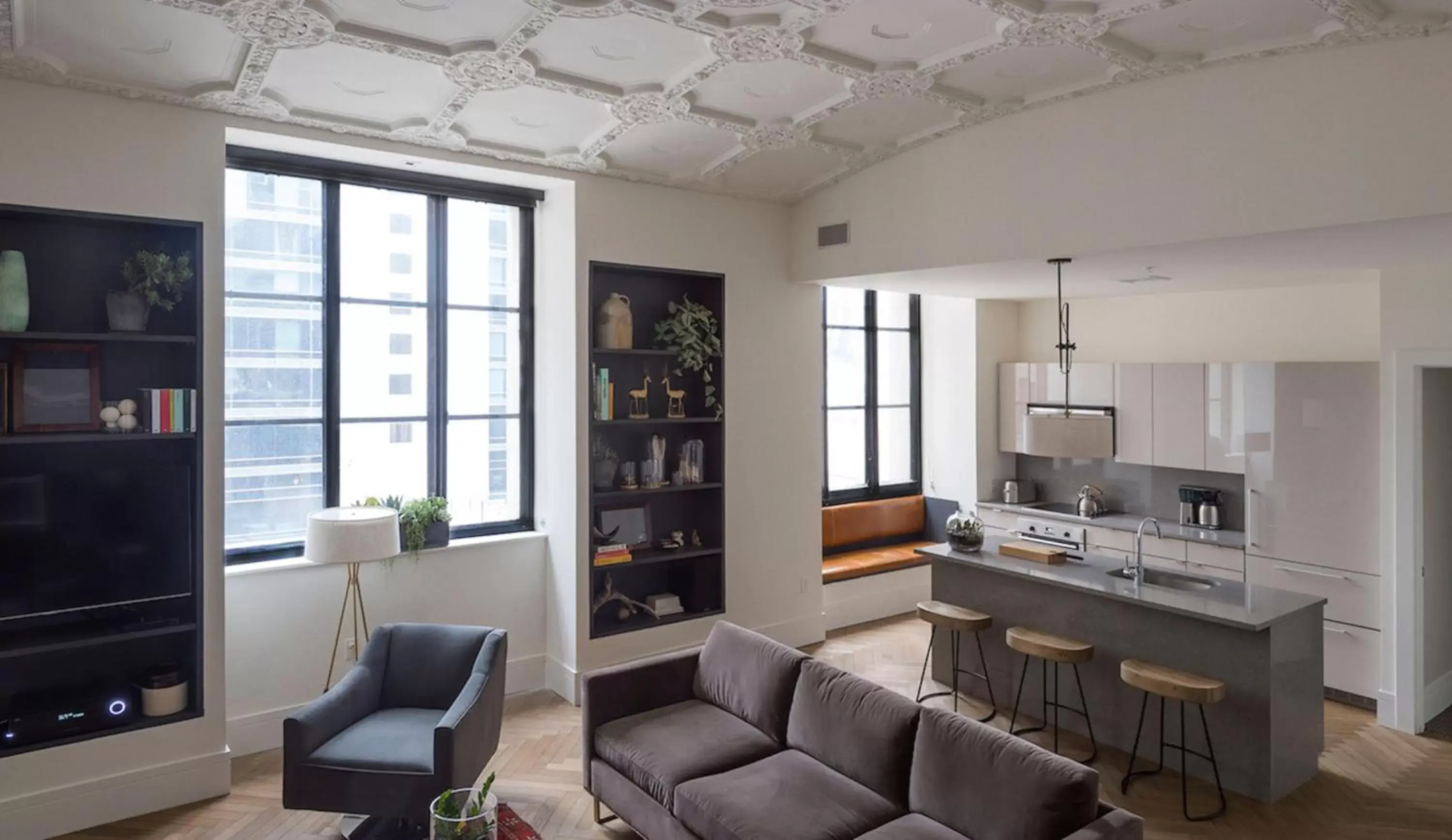 Kitchen or kitchenette, Seating Area in ROOST Midtown