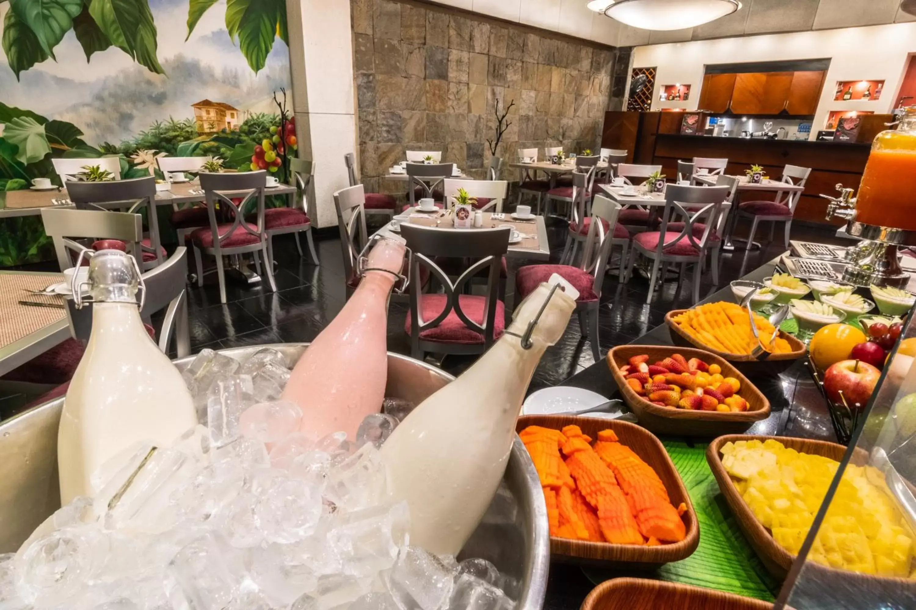 Restaurant/Places to Eat in GHL Hotel Abadia Plaza