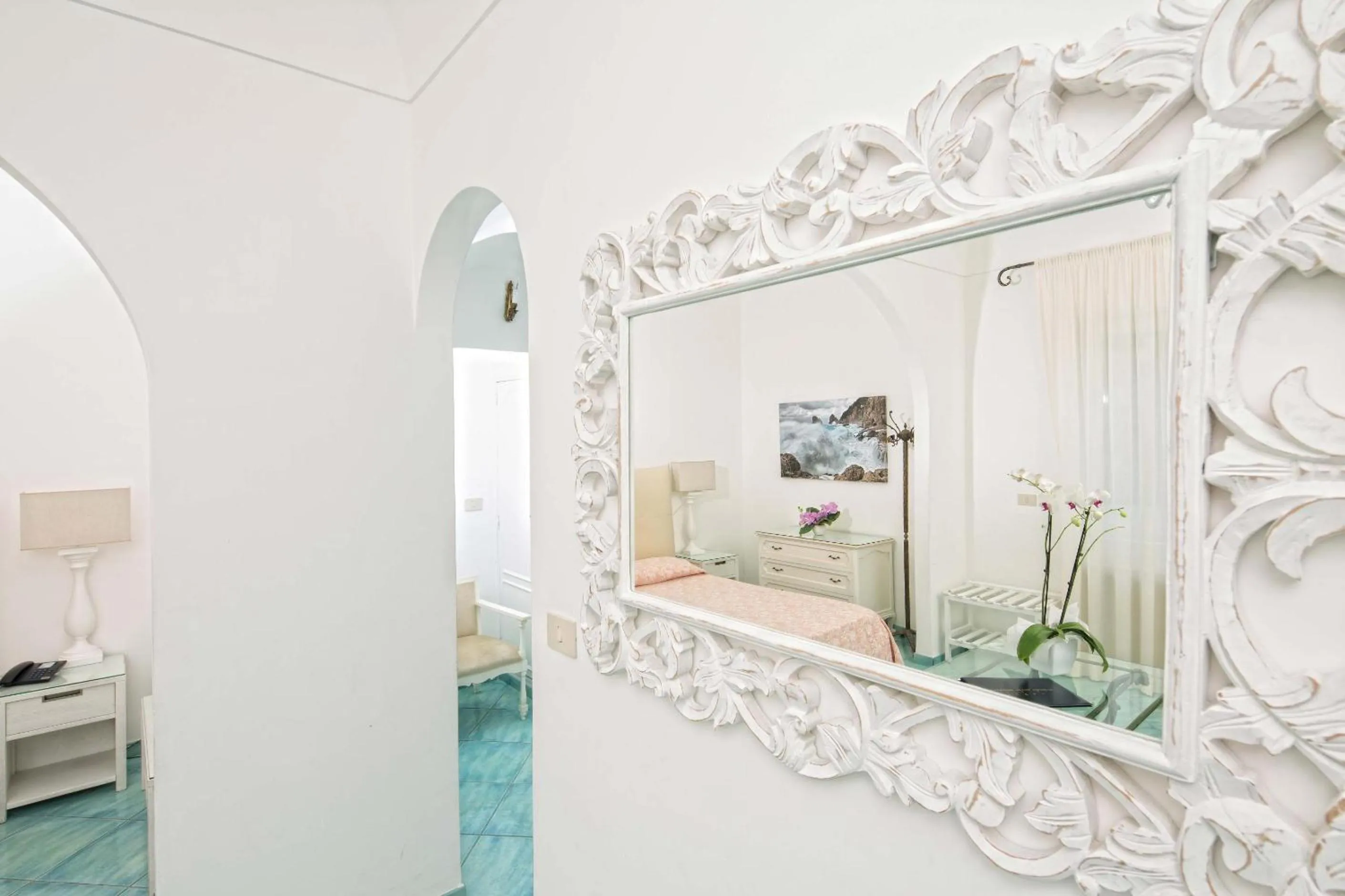 Decorative detail in Hotel San Felice