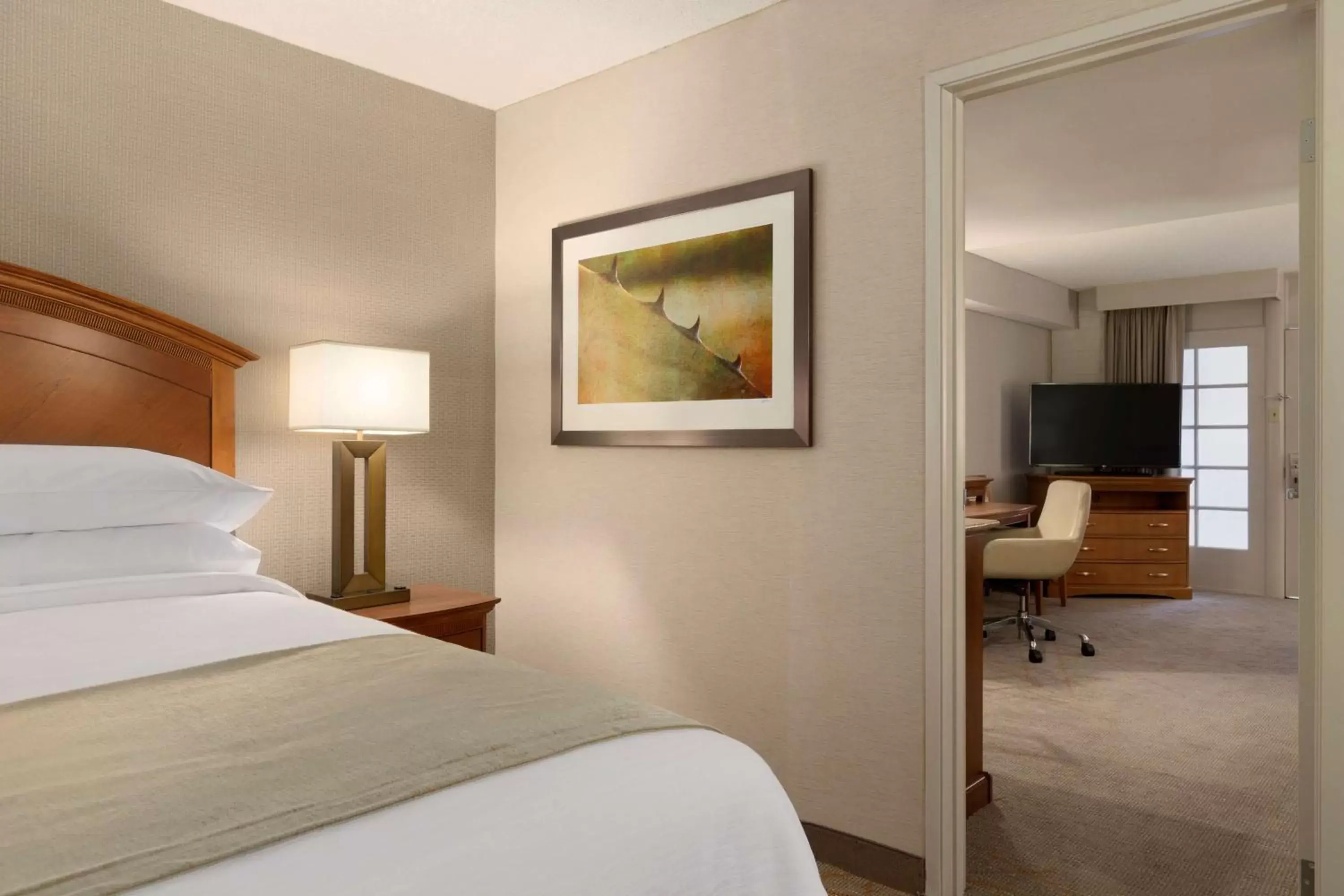 Bed in Embassy Suites by Hilton El Paso