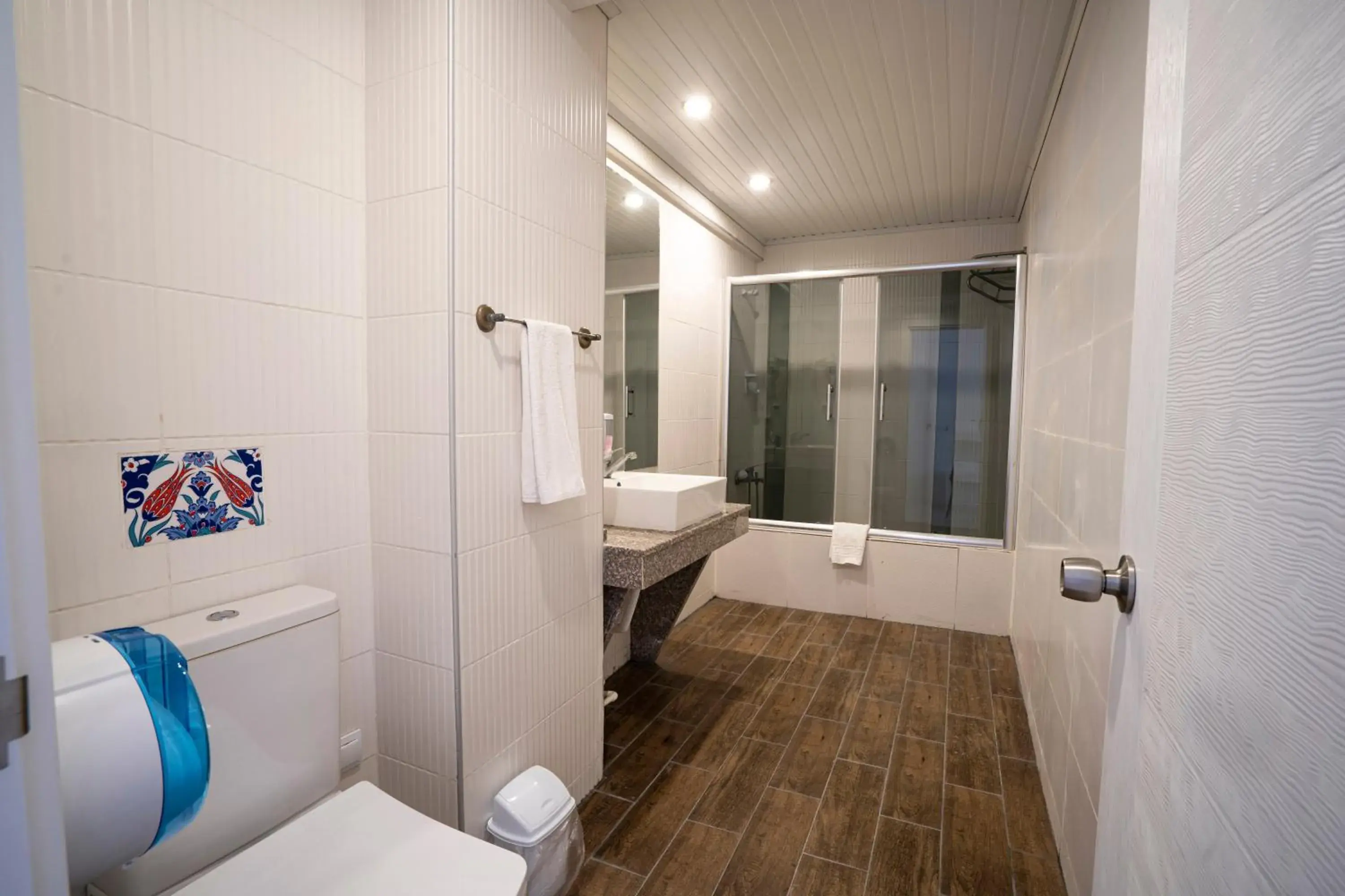 Bathroom in Ayapam Hotel