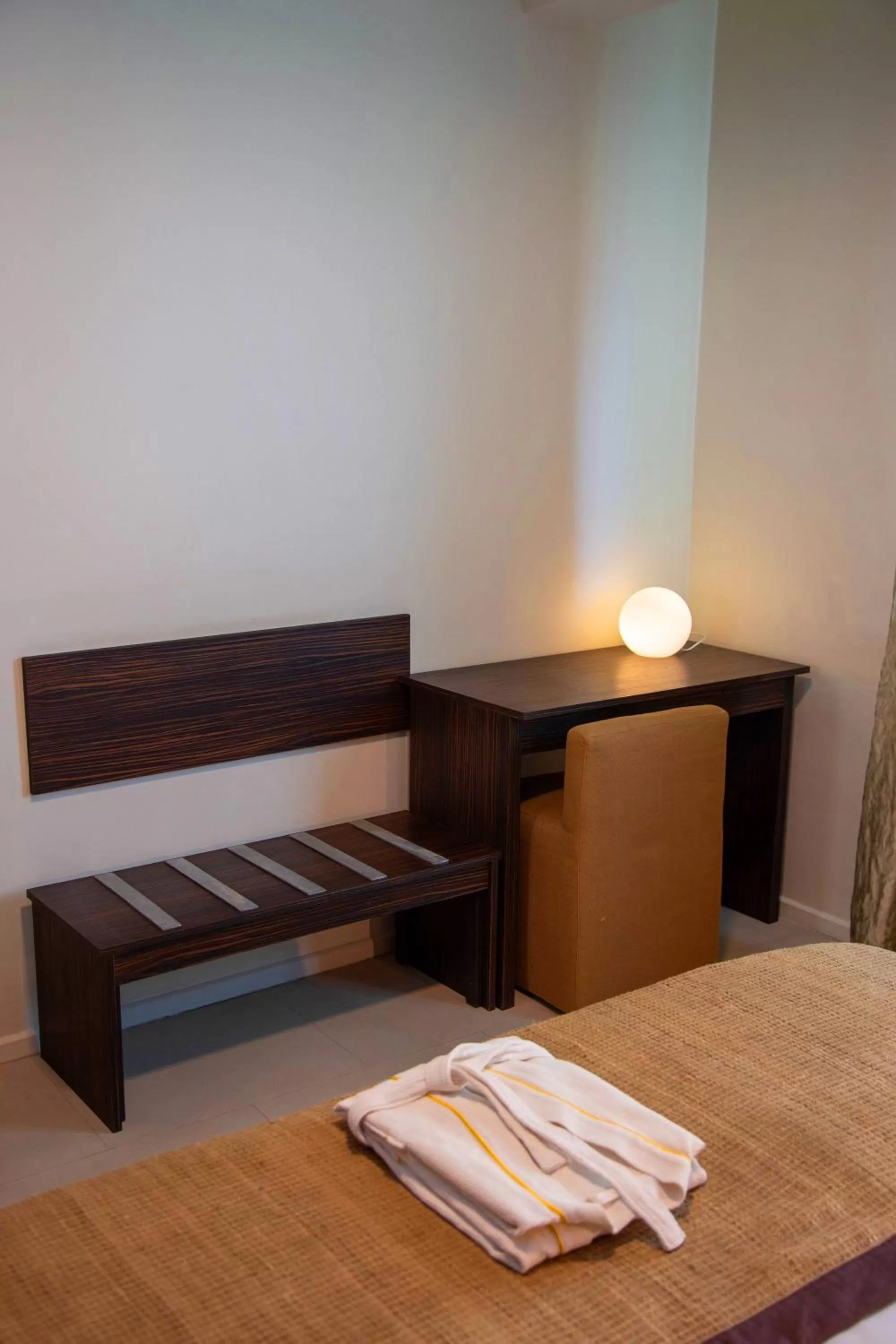 Bedroom, Bed in Hotel La Villette