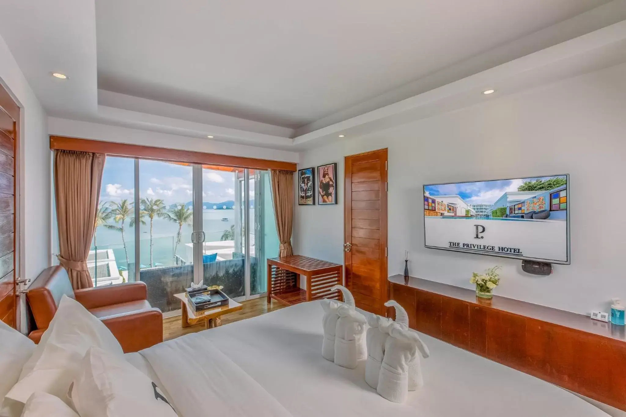 Bedroom, Bed in The Privilege Hotel Ezra Beach Club Bedroom, Bed in The Privilege Hotel Ezra Beach Club
