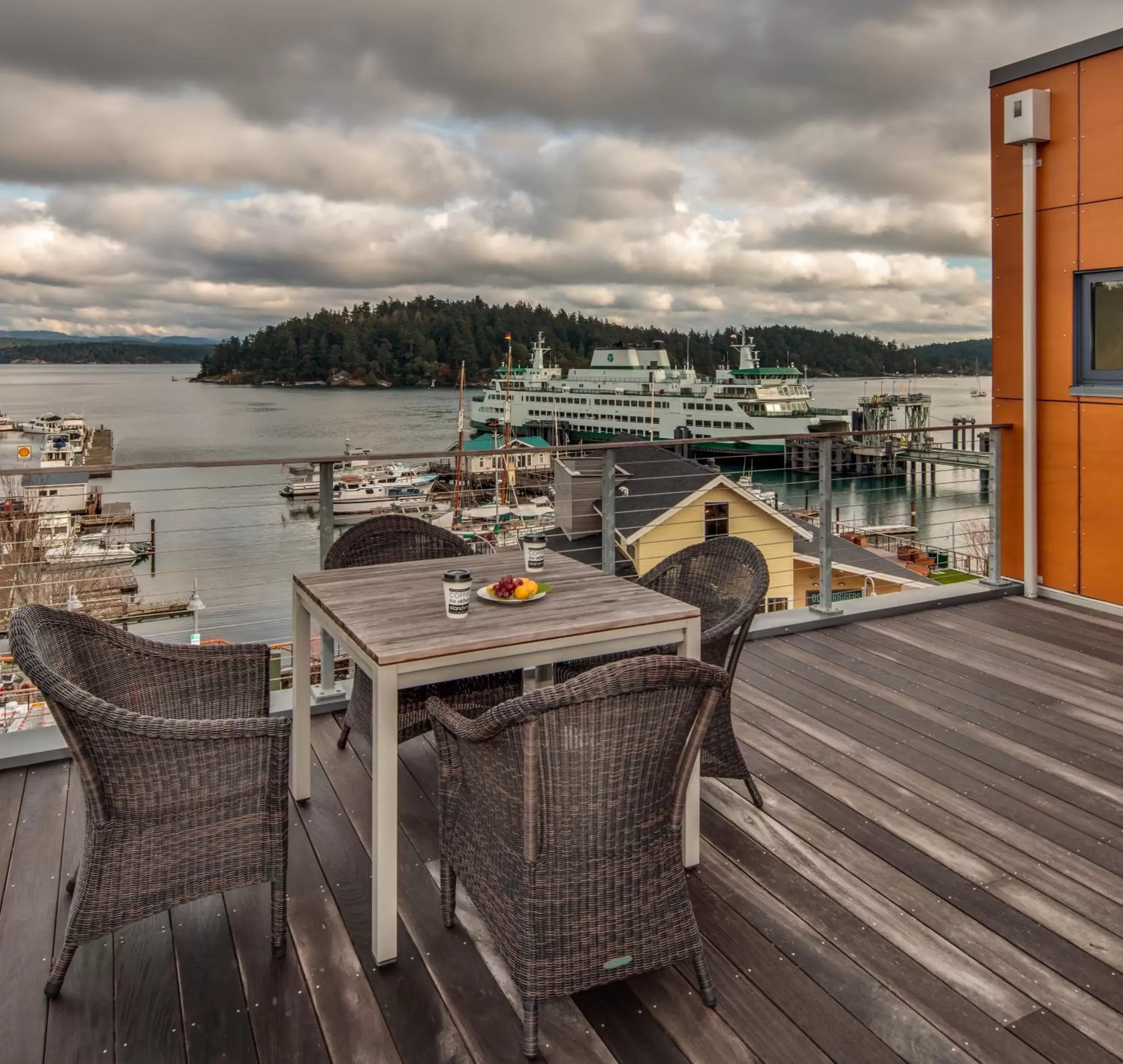 Balcony/Terrace in Island Inn at 123 West