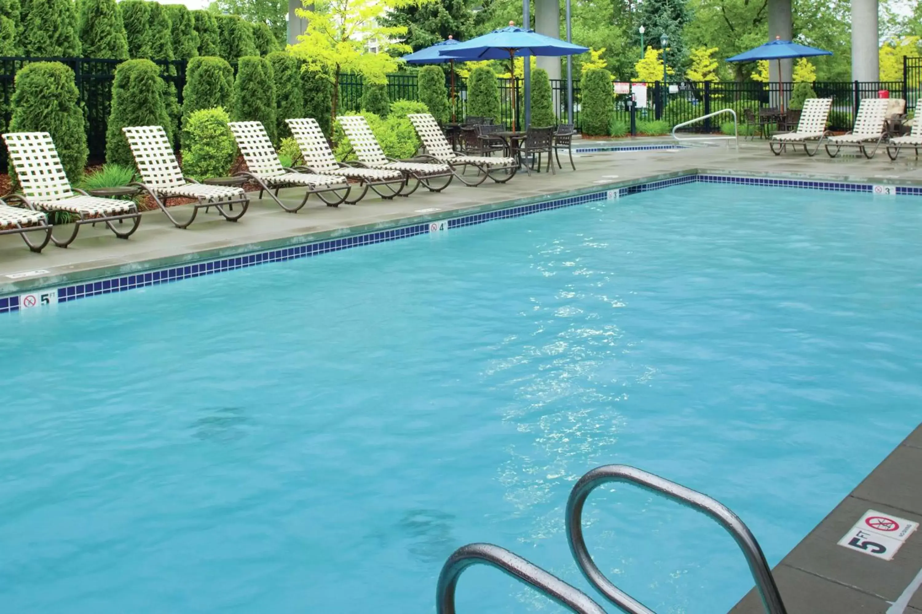Pool view, Swimming Pool in DoubleTree by Hilton Spokane City Center