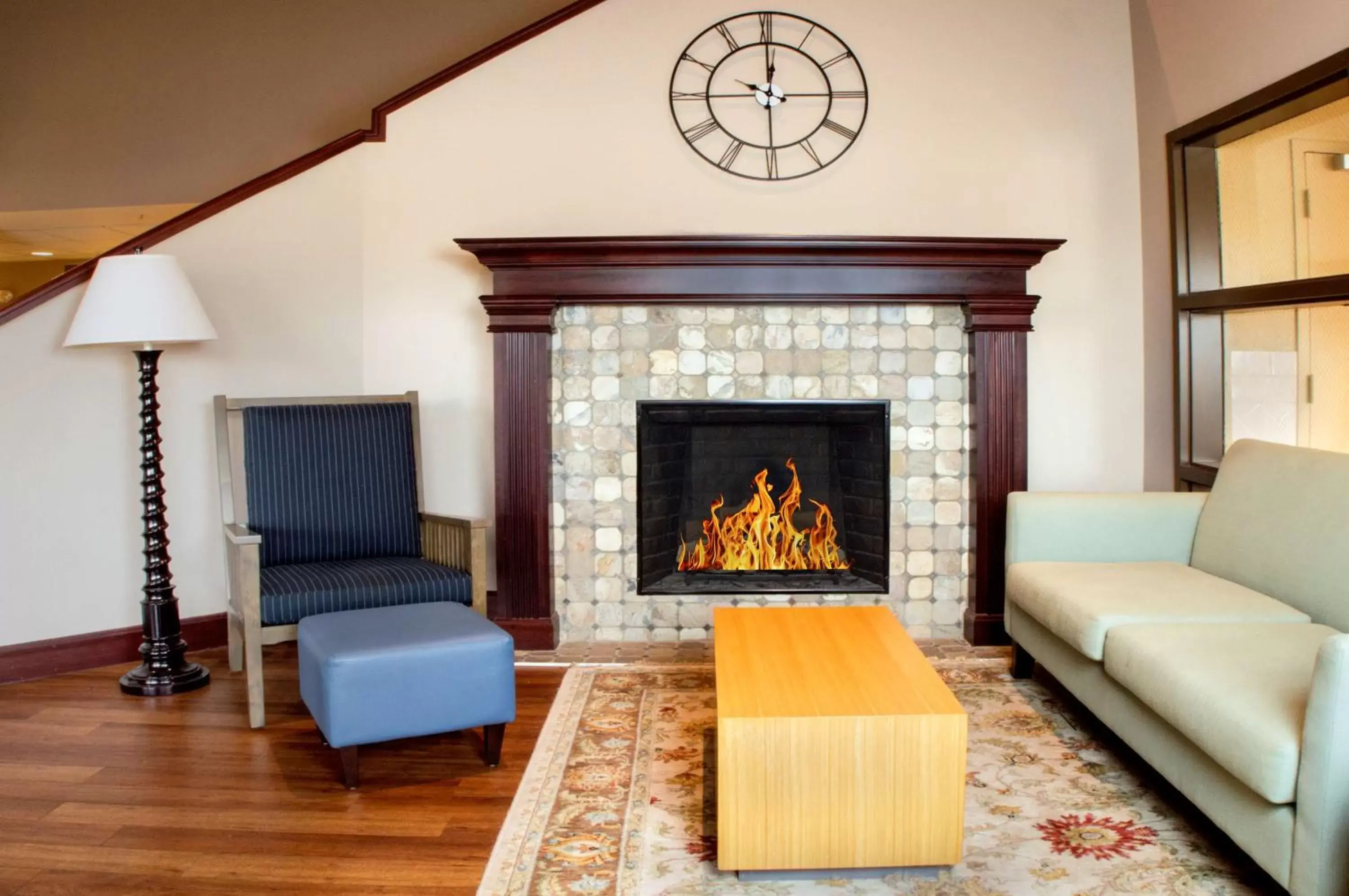 Lobby or reception, Seating Area in Country Inn & Suites by Radisson, Dayton South, OH