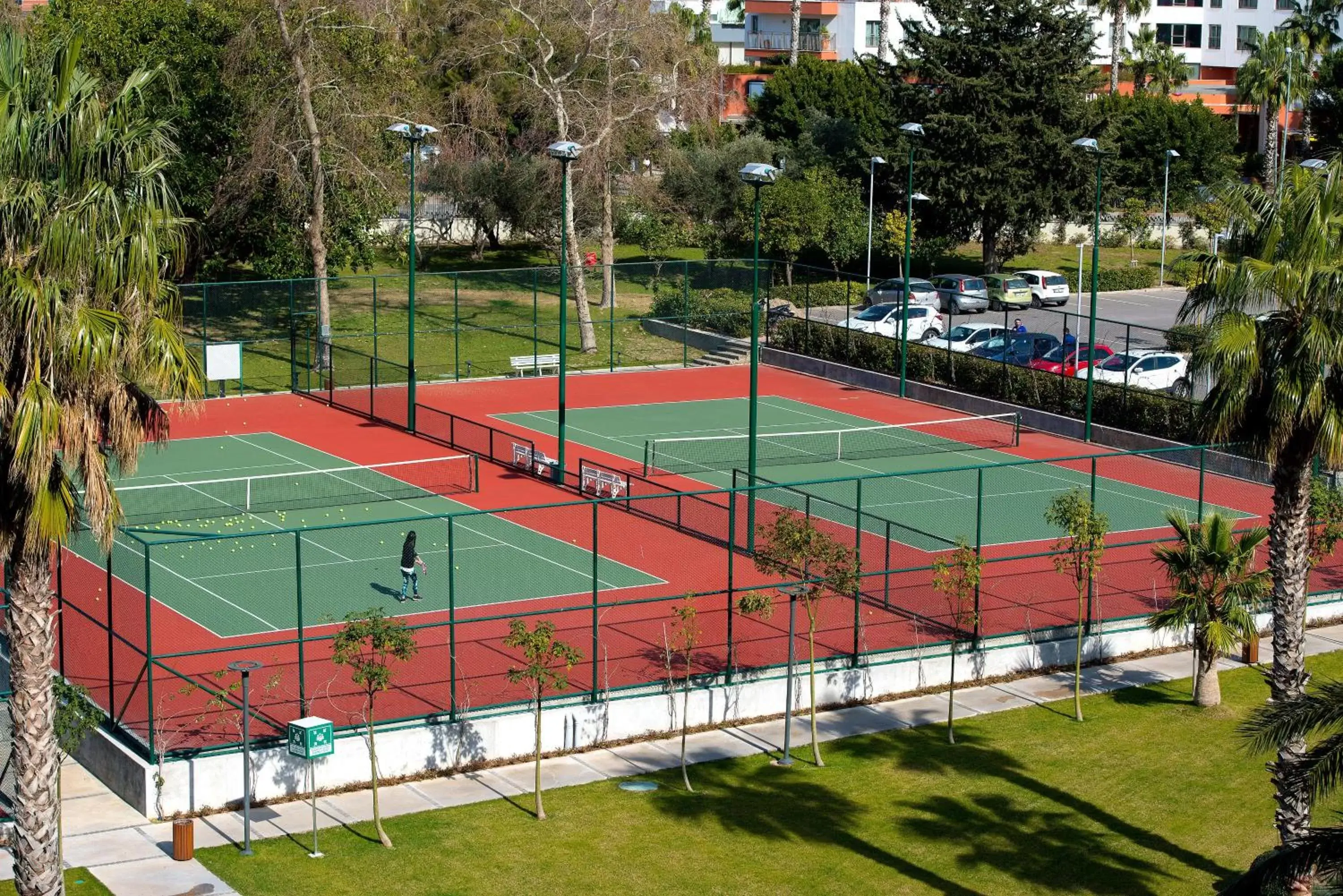 Activities, Tennis/Squash in Akra Hotel